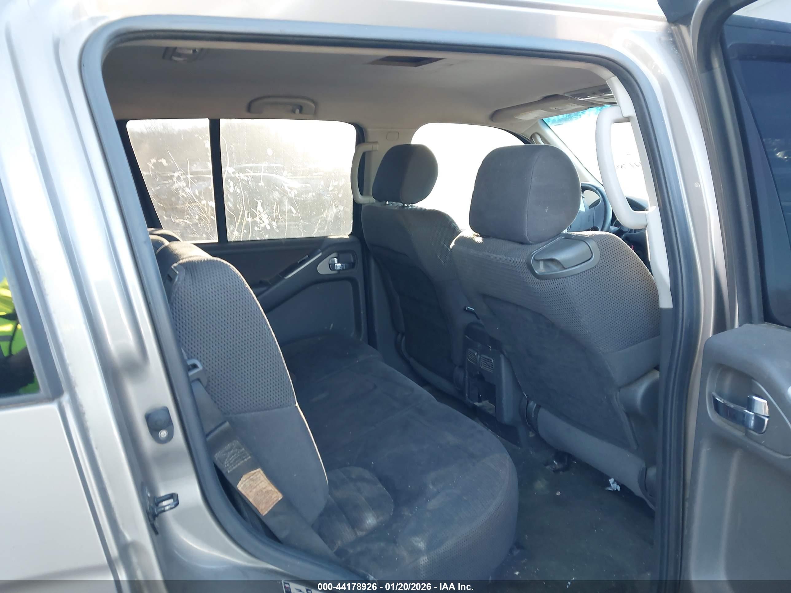 NISSAN PATHFINDER image 8