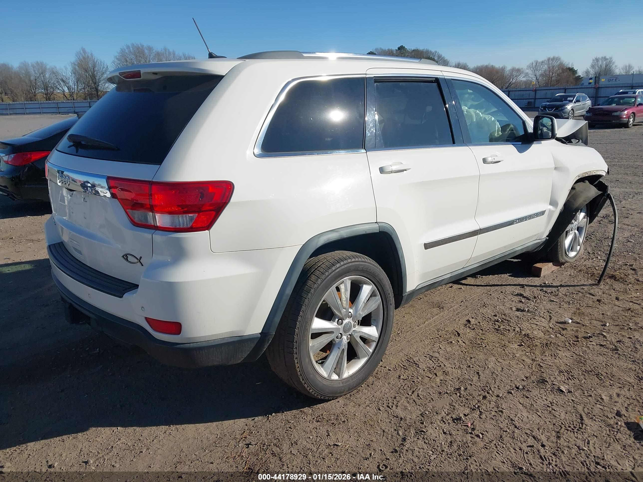 JEEP GRAND image 4