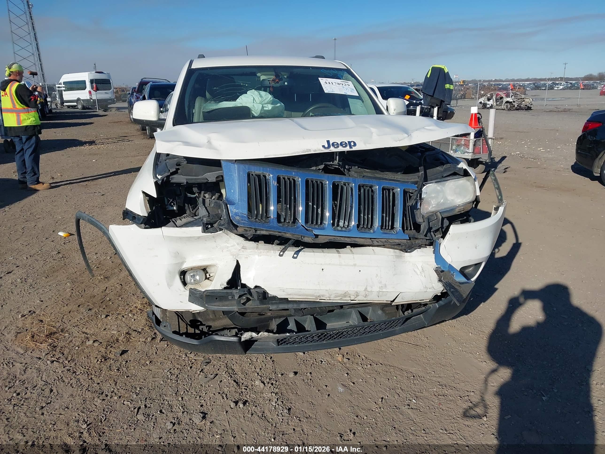 JEEP GRAND image 6