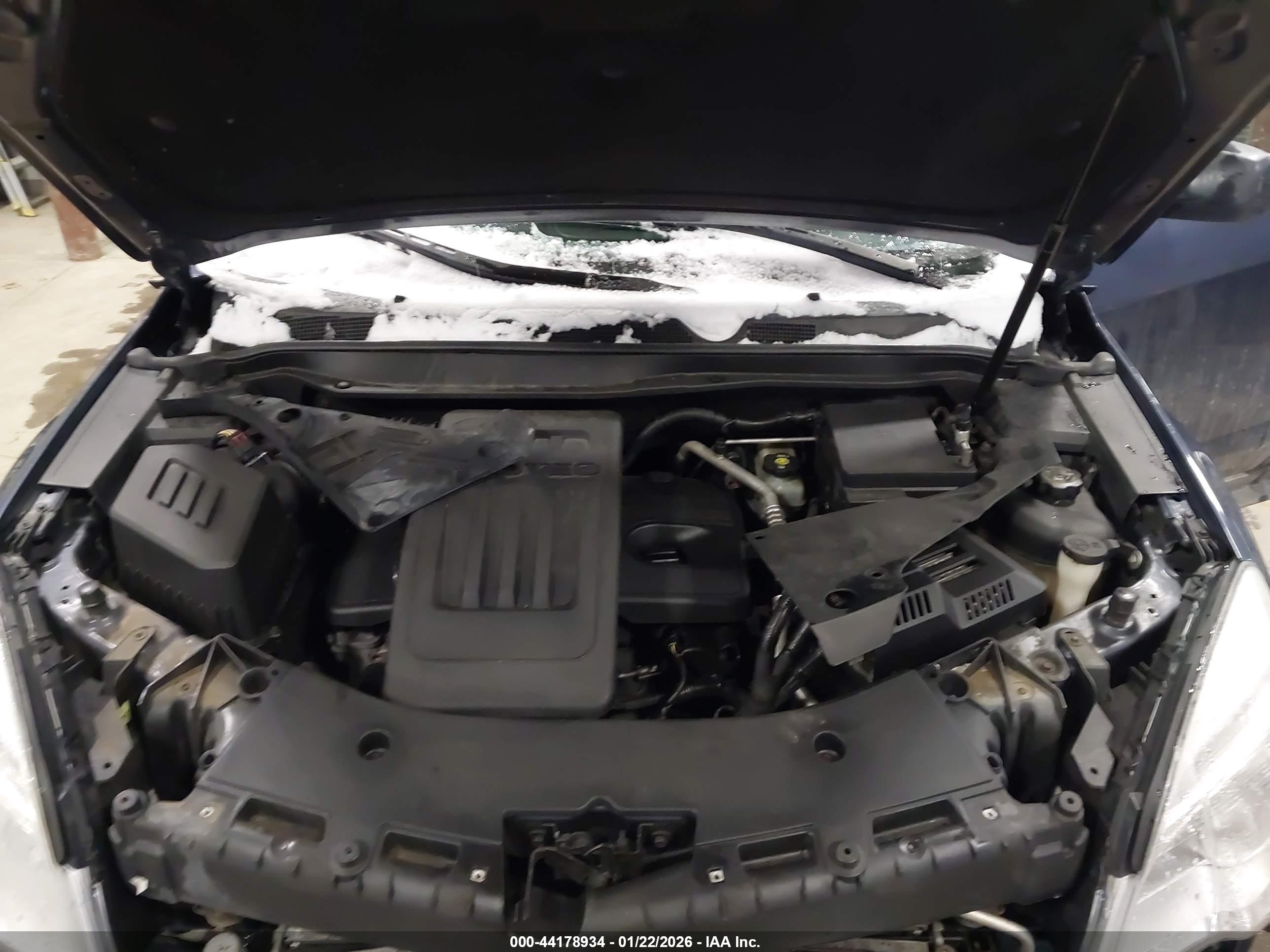 CHEVROLET EQUINOX image 10