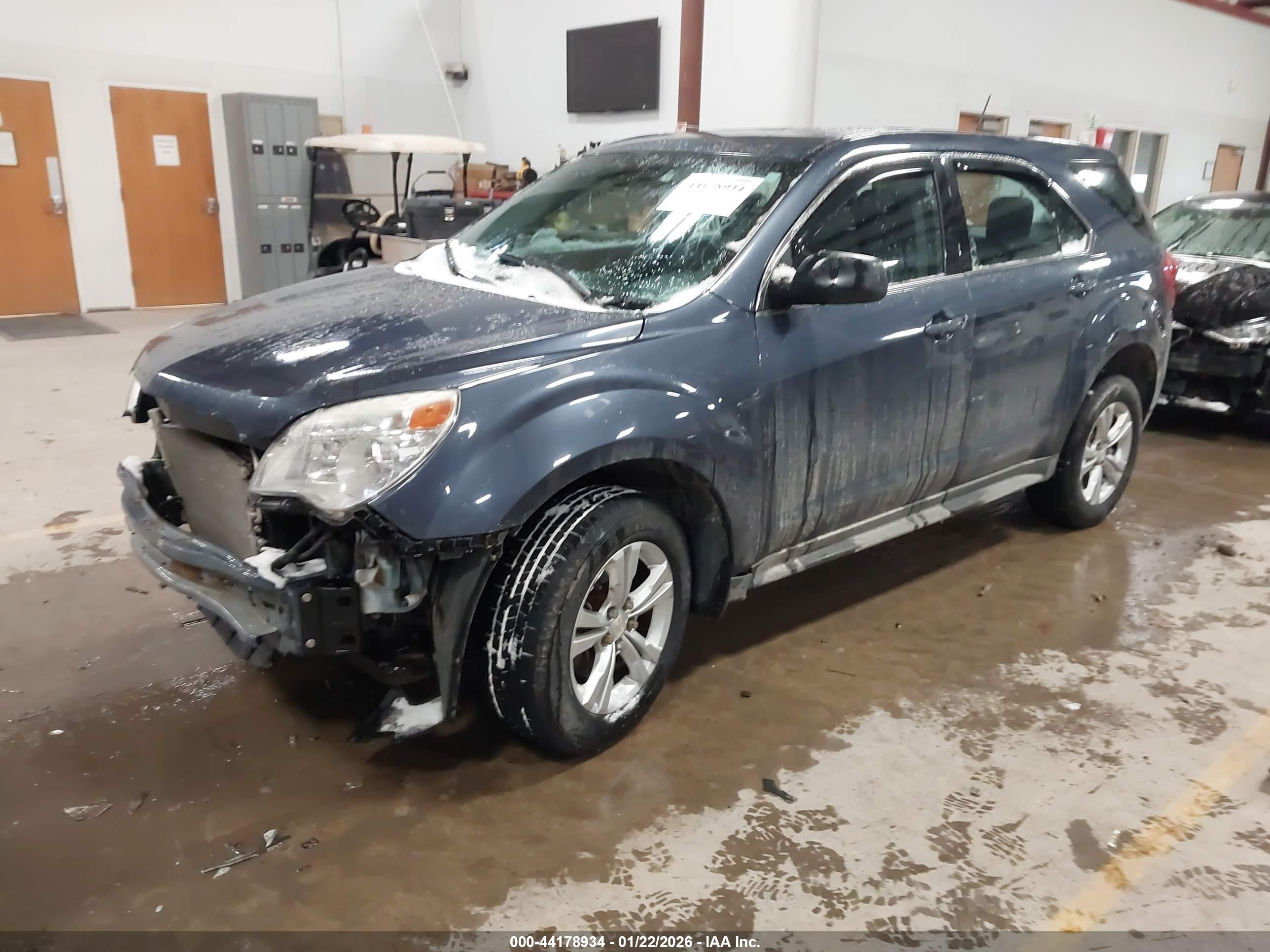 CHEVROLET EQUINOX image 2