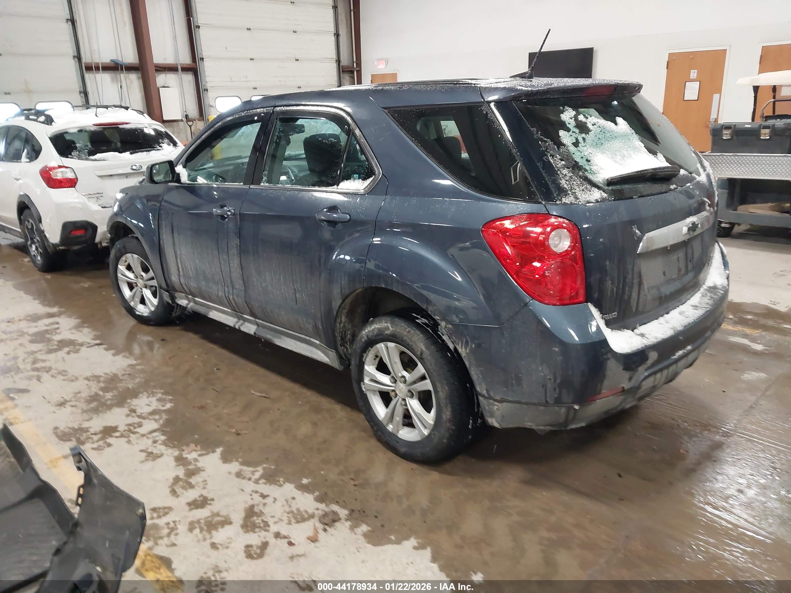 CHEVROLET EQUINOX image 3