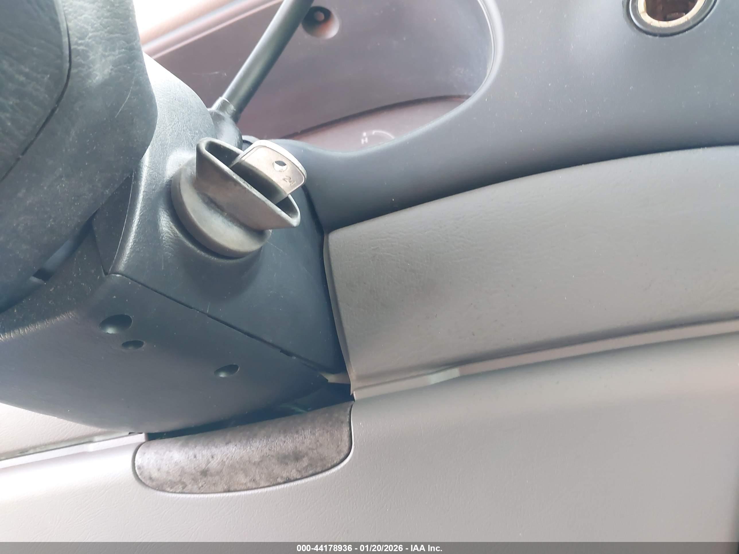 FORD E-350 image 11