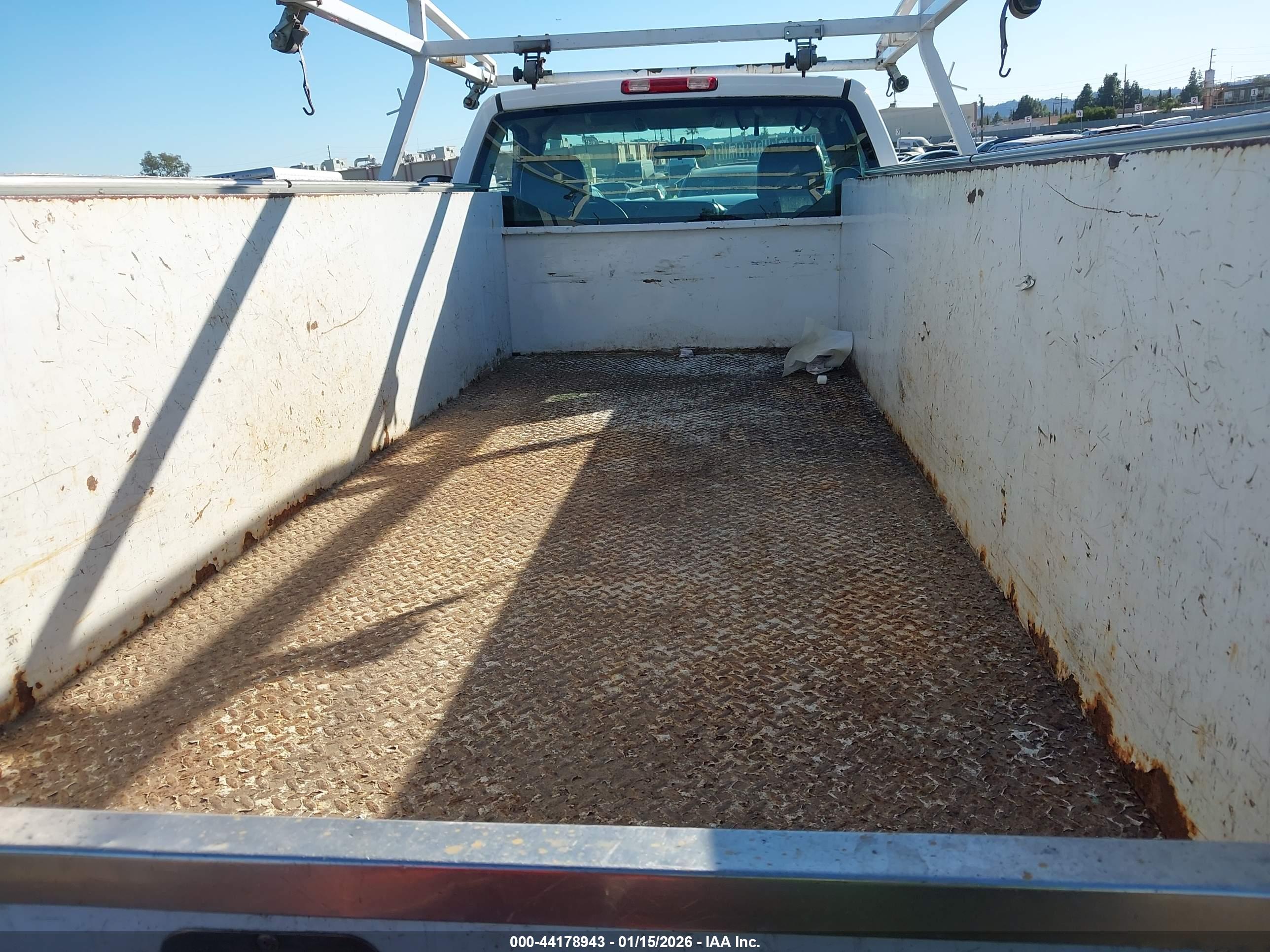 CHEVROLET SILVERADO image 7