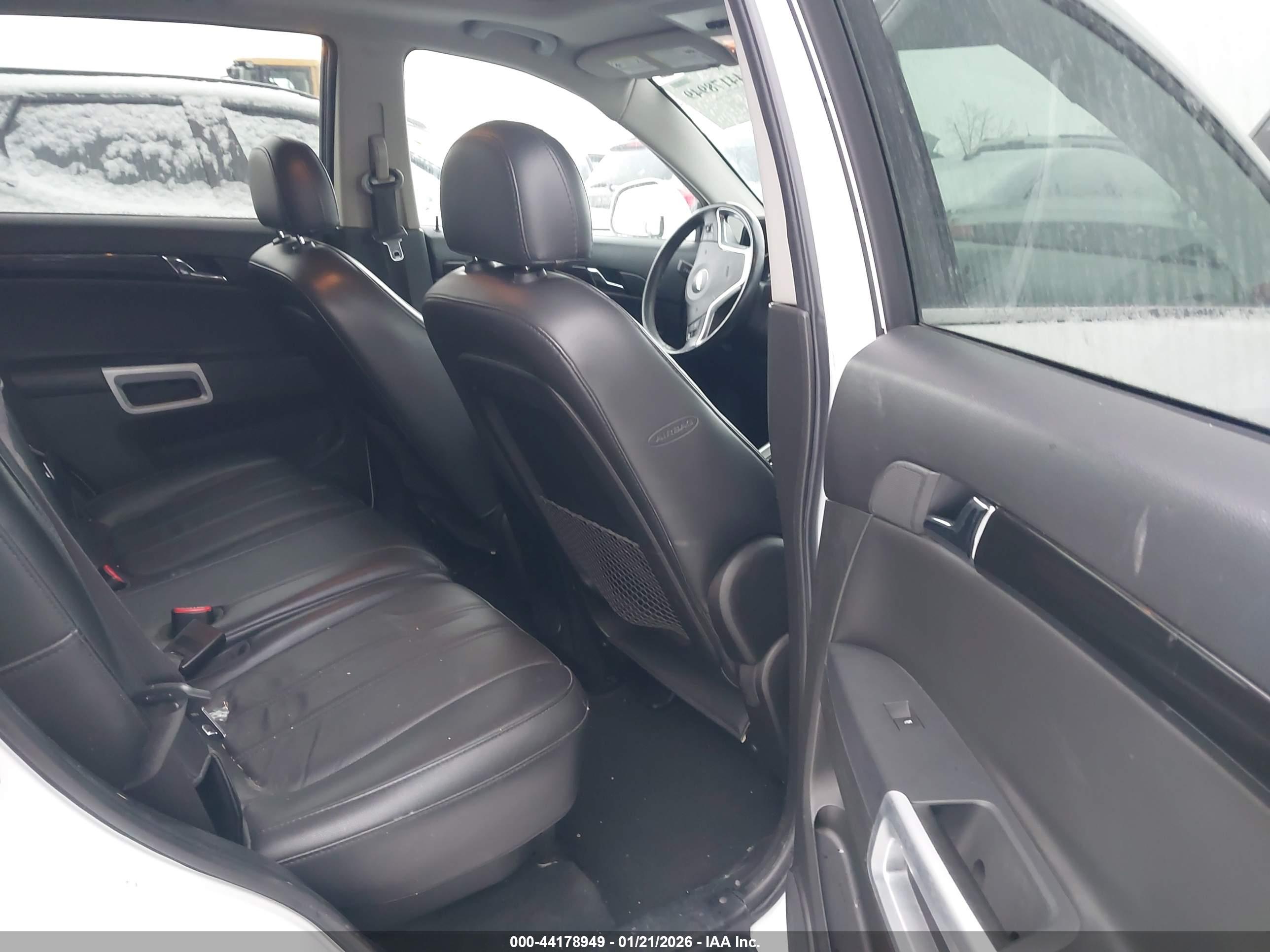 CHEVROLET CAPTIVA image 8