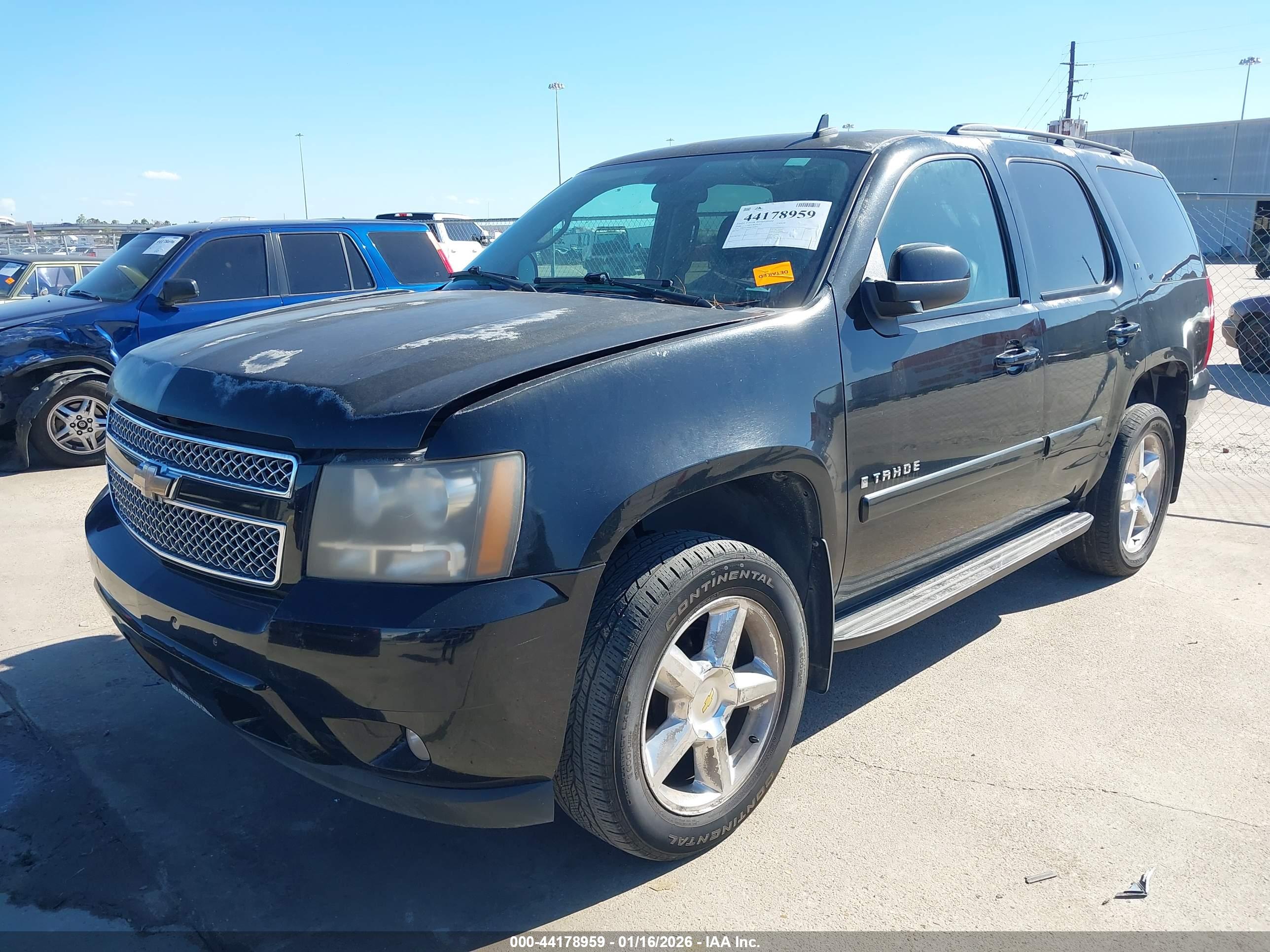 CHEVROLET TAHOE image 2