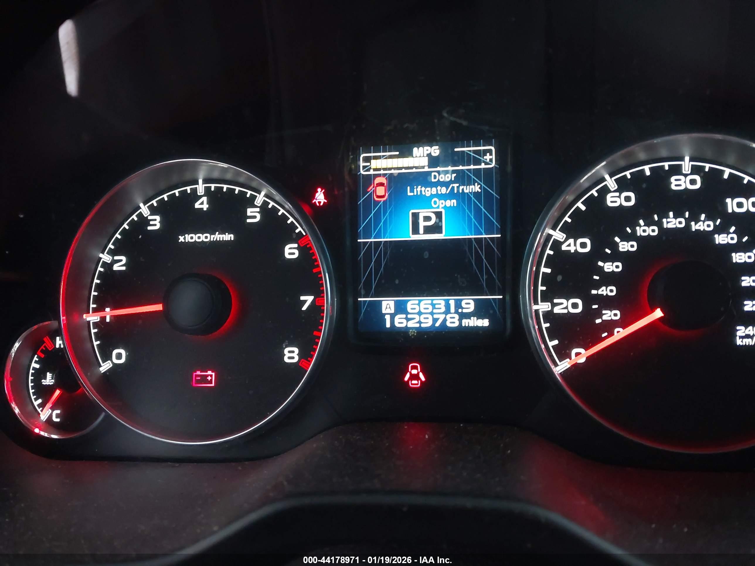 SUBARU OUTBACK image 7
