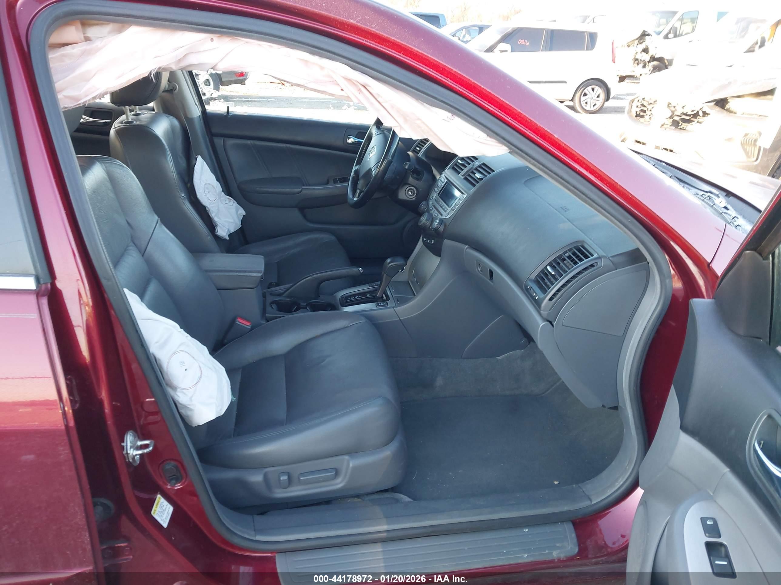 HONDA ACCORD image 5