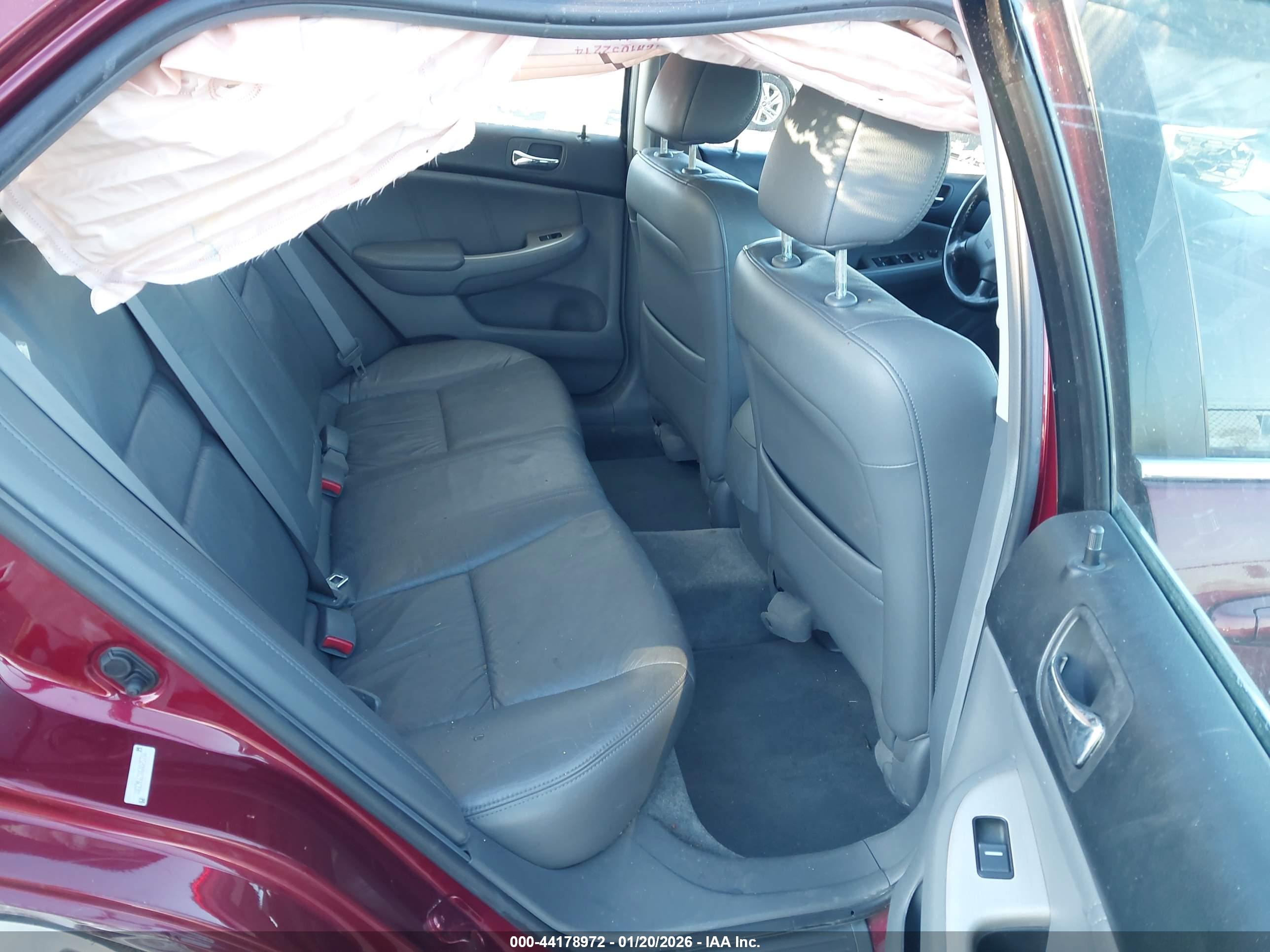 HONDA ACCORD image 8