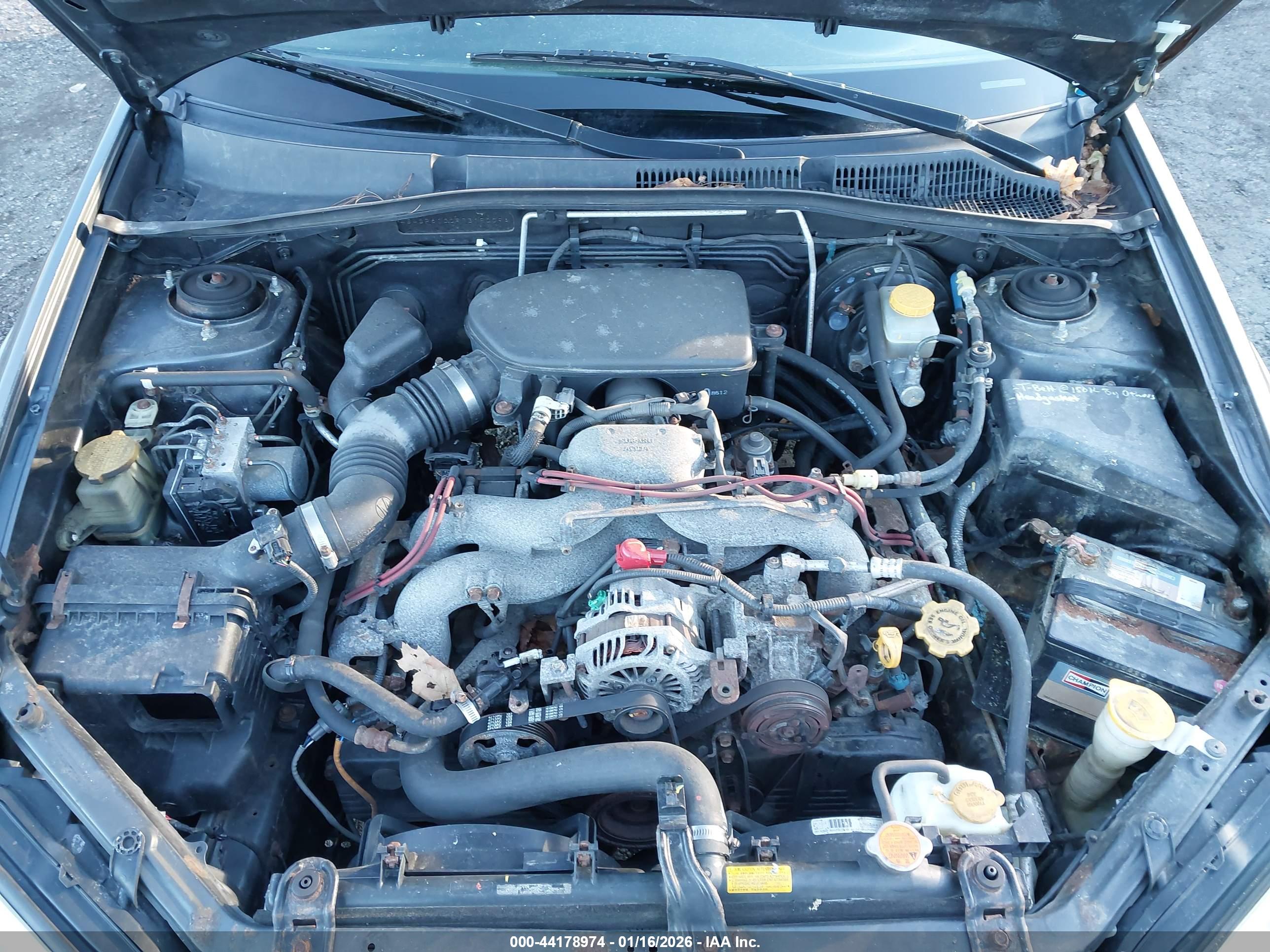 SUBARU OUTBACK image 10