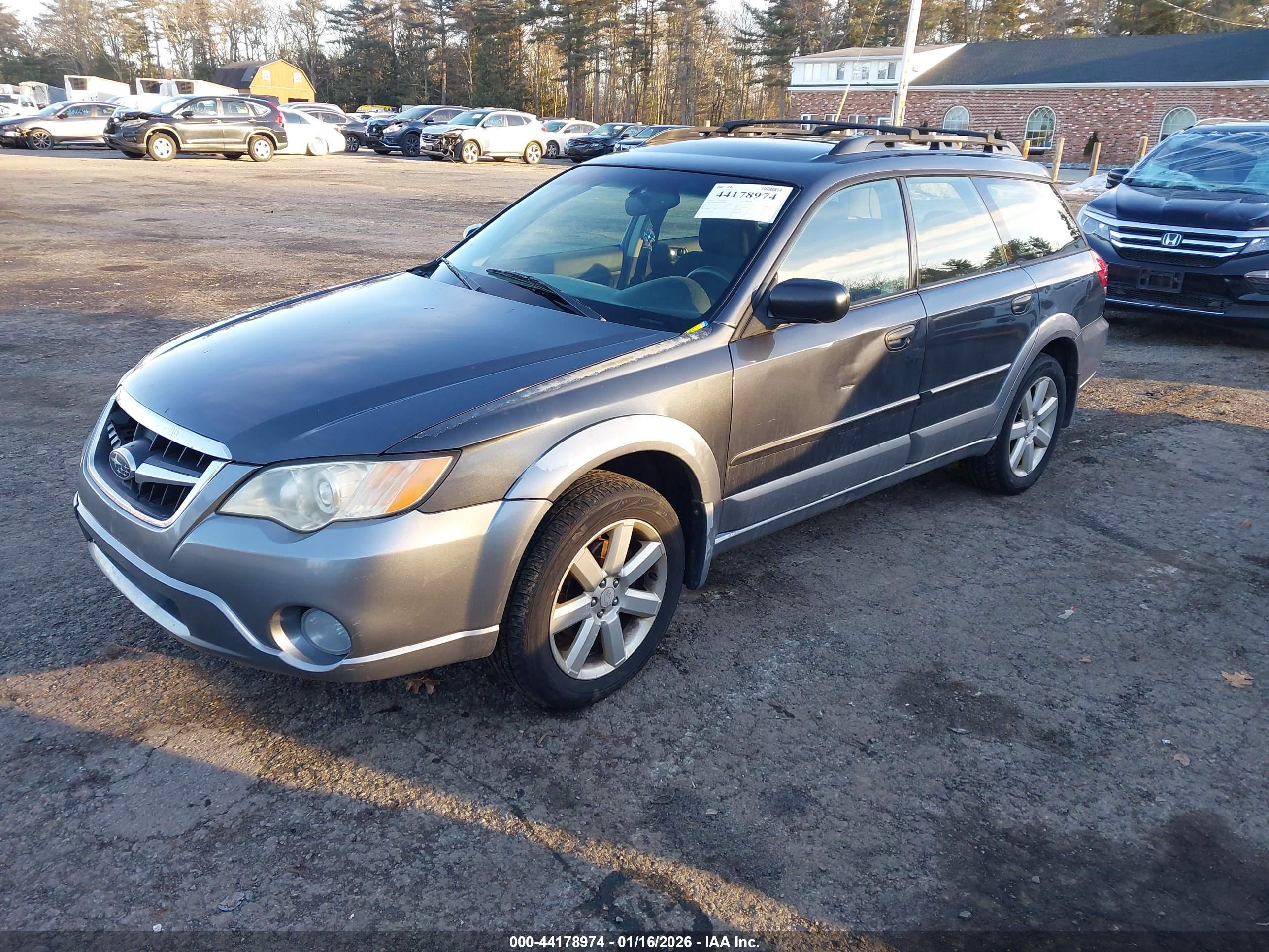 SUBARU OUTBACK image 2