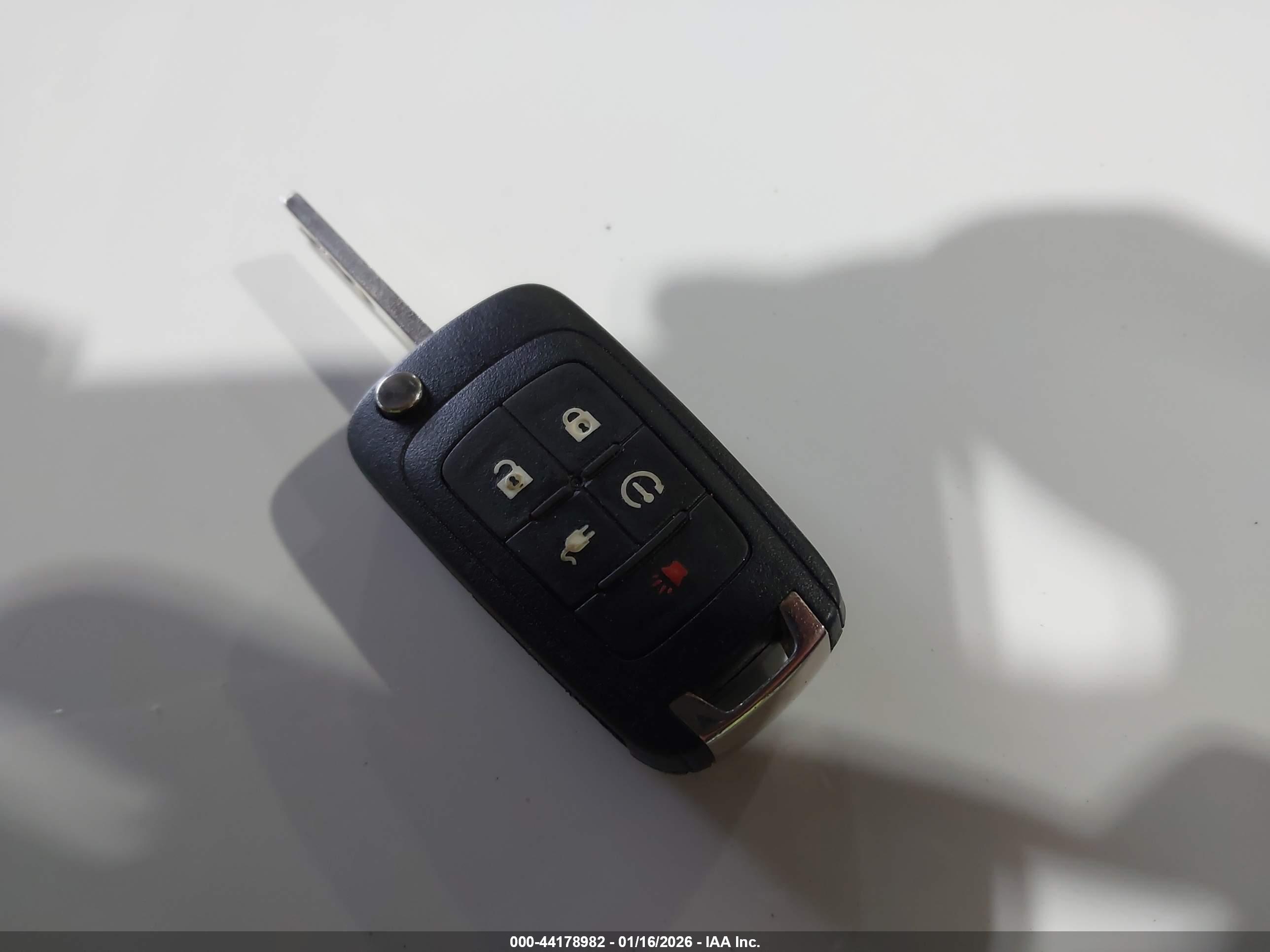 CHEVROLET VOLT image 11