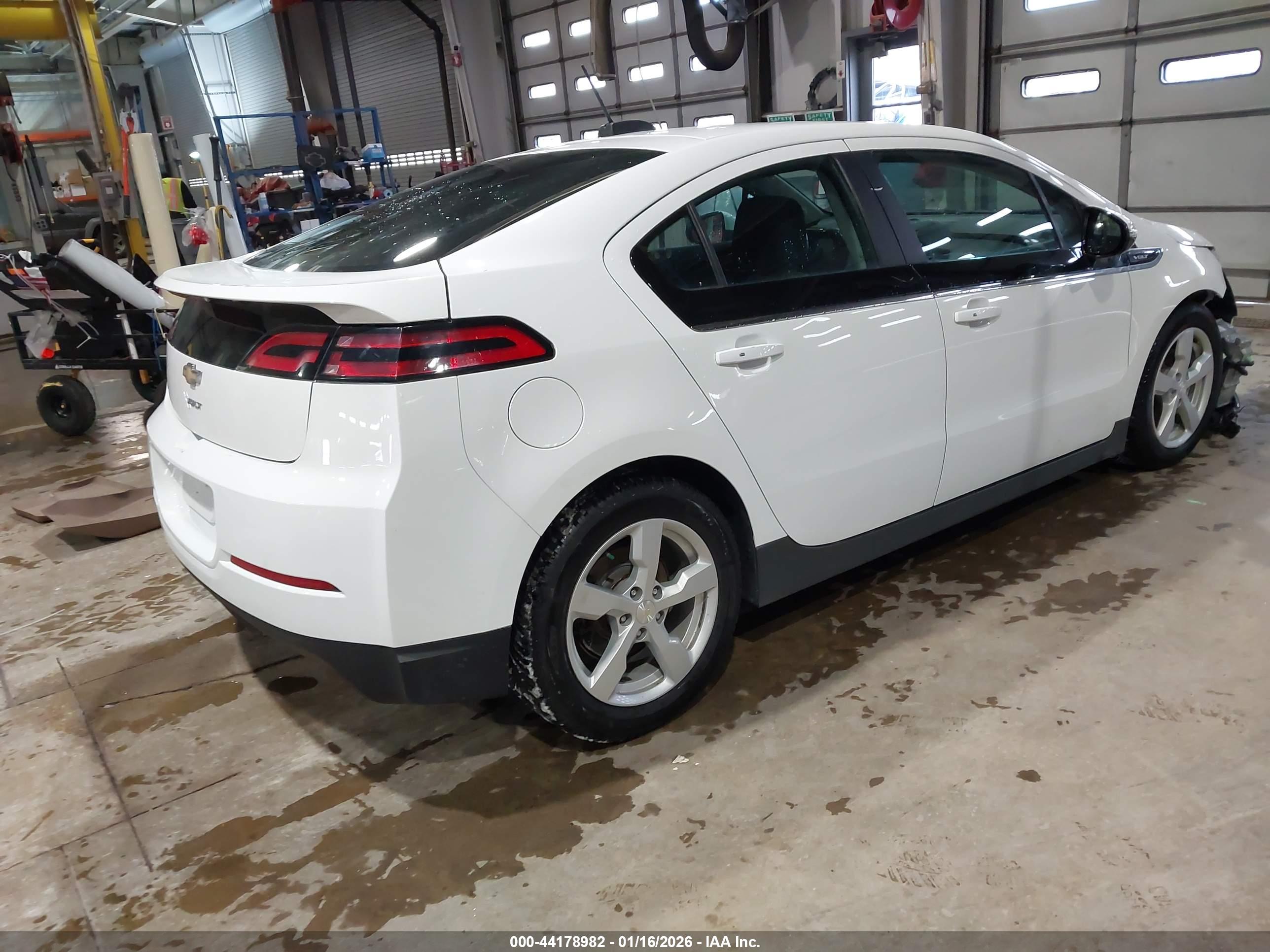 CHEVROLET VOLT image 4