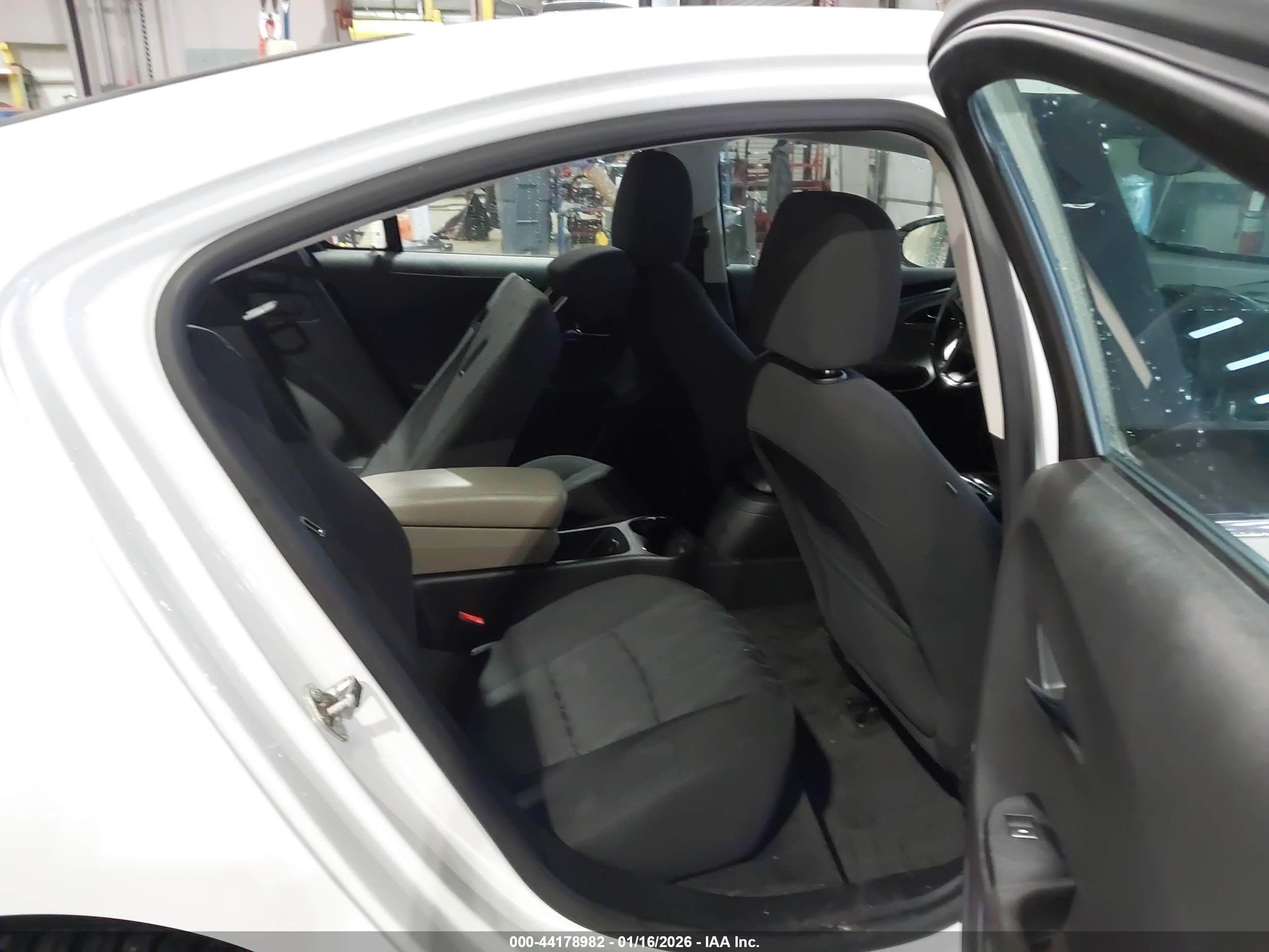 CHEVROLET VOLT image 8