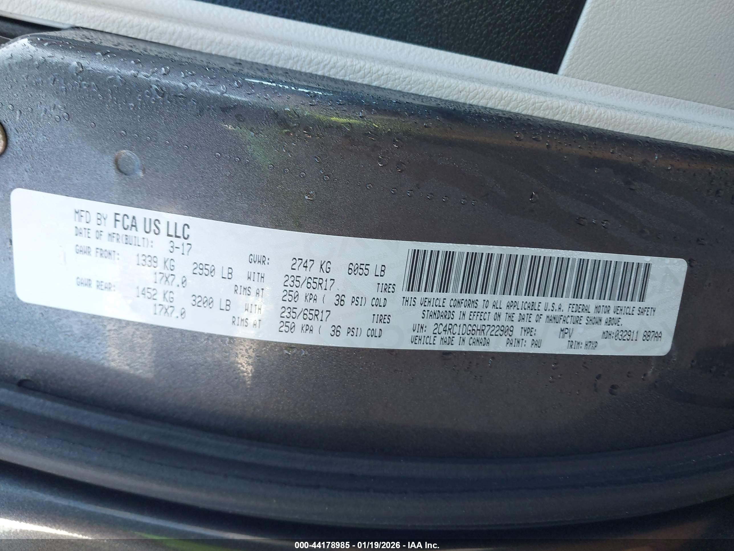 CHRYSLER PACIFICA image 9