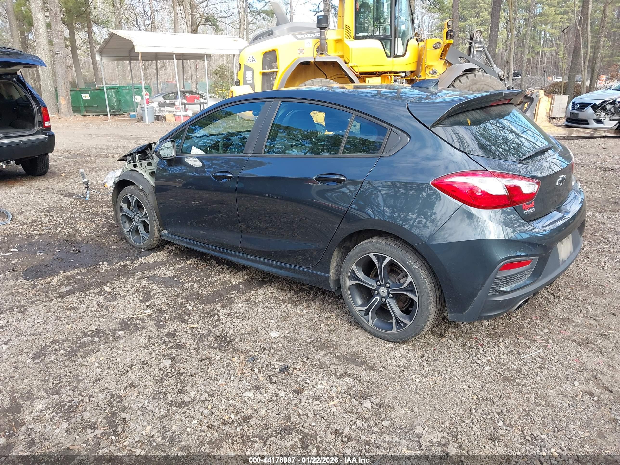 CHEVROLET CRUZE image 3