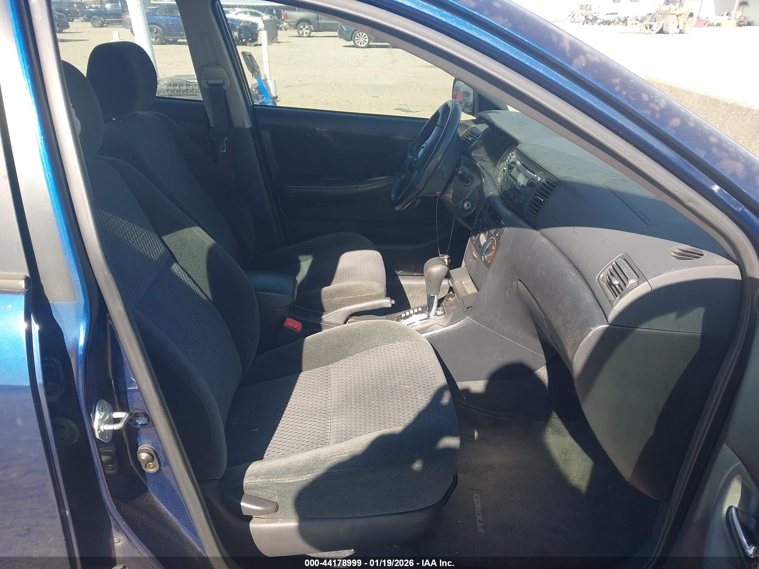 TOYOTA COROLLA image 5