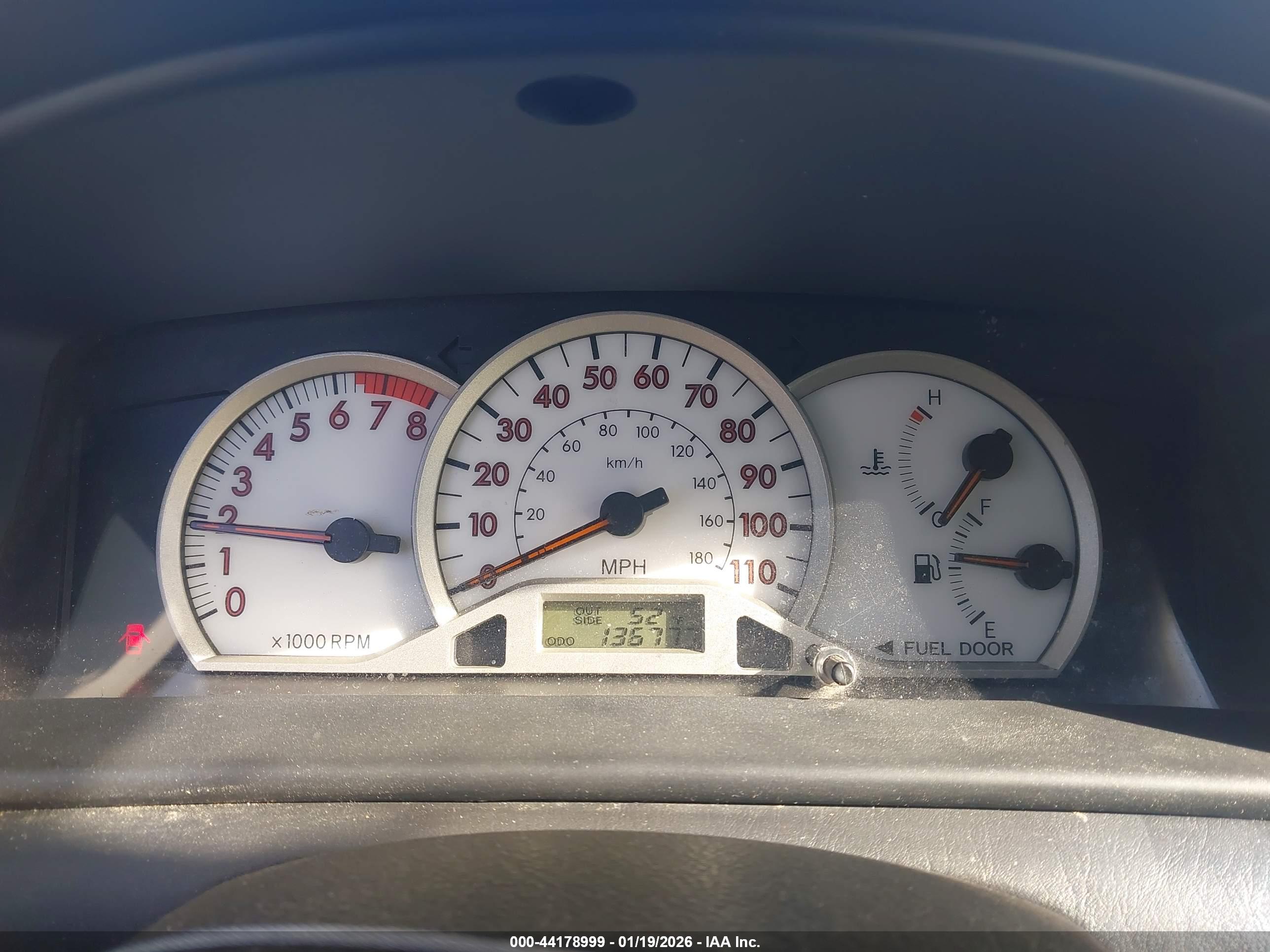 TOYOTA COROLLA image 7