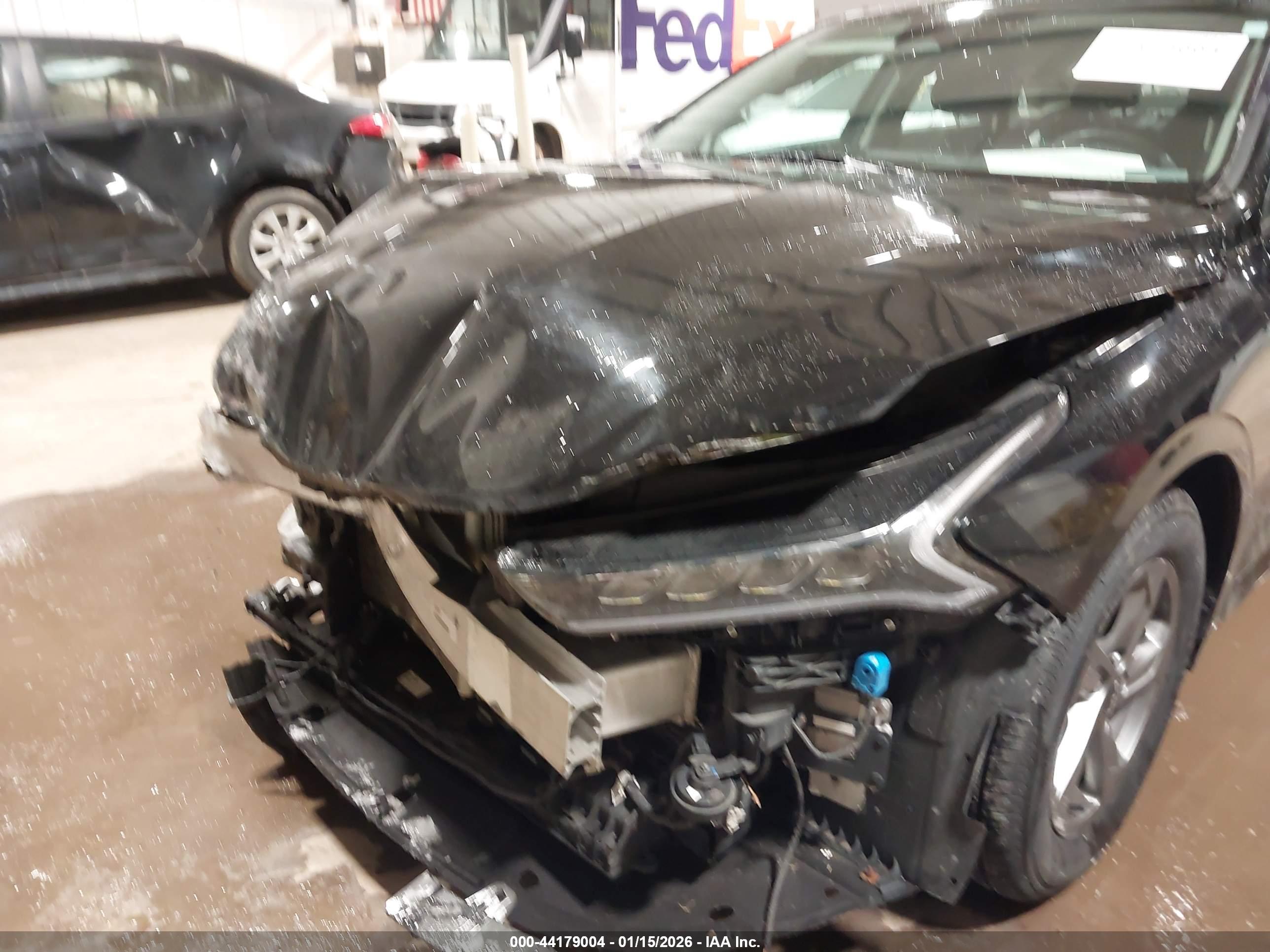KIA K5 image 6