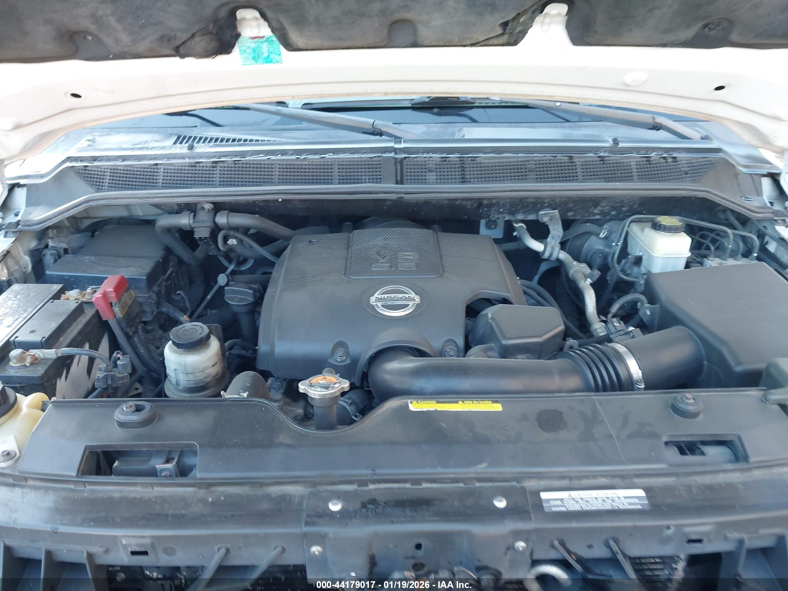 NISSAN TITAN image 10