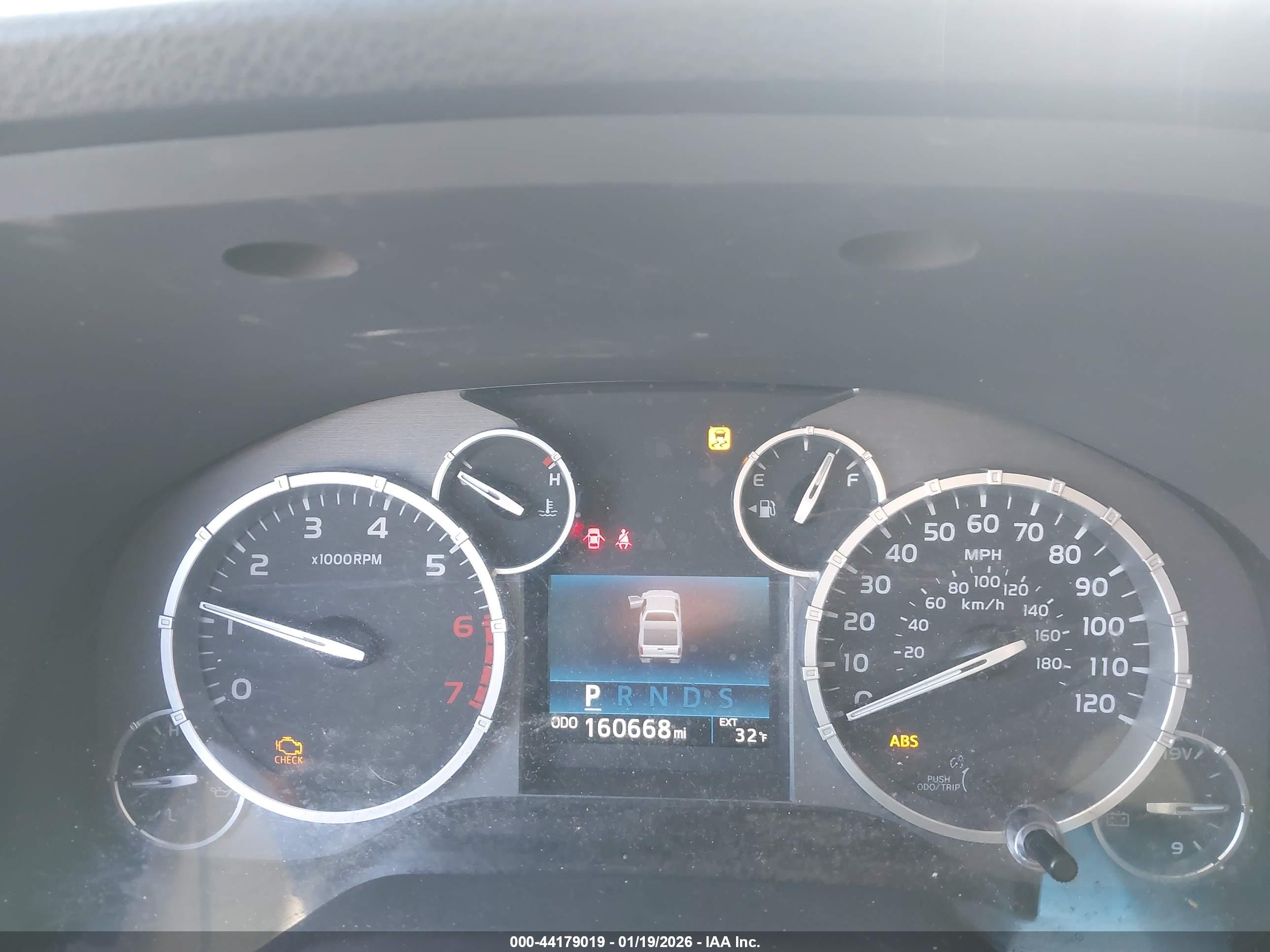 TOYOTA TUNDRA image 7