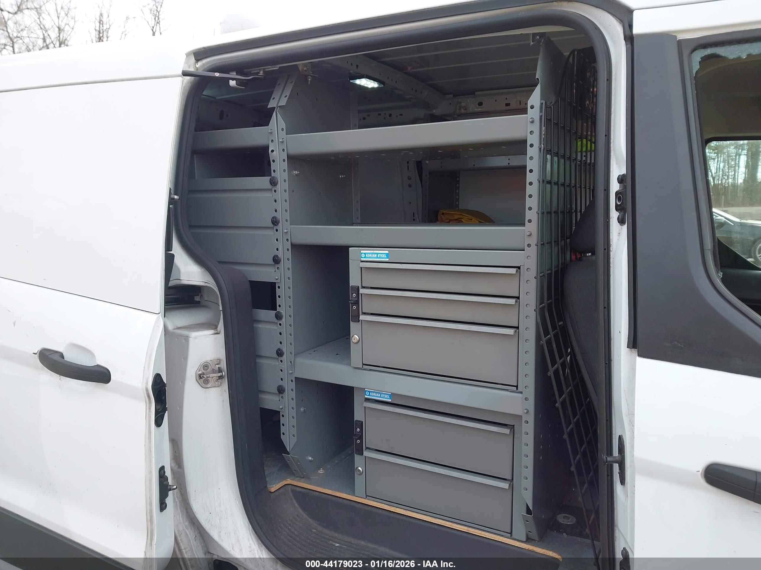 FORD TRANSIT image 8