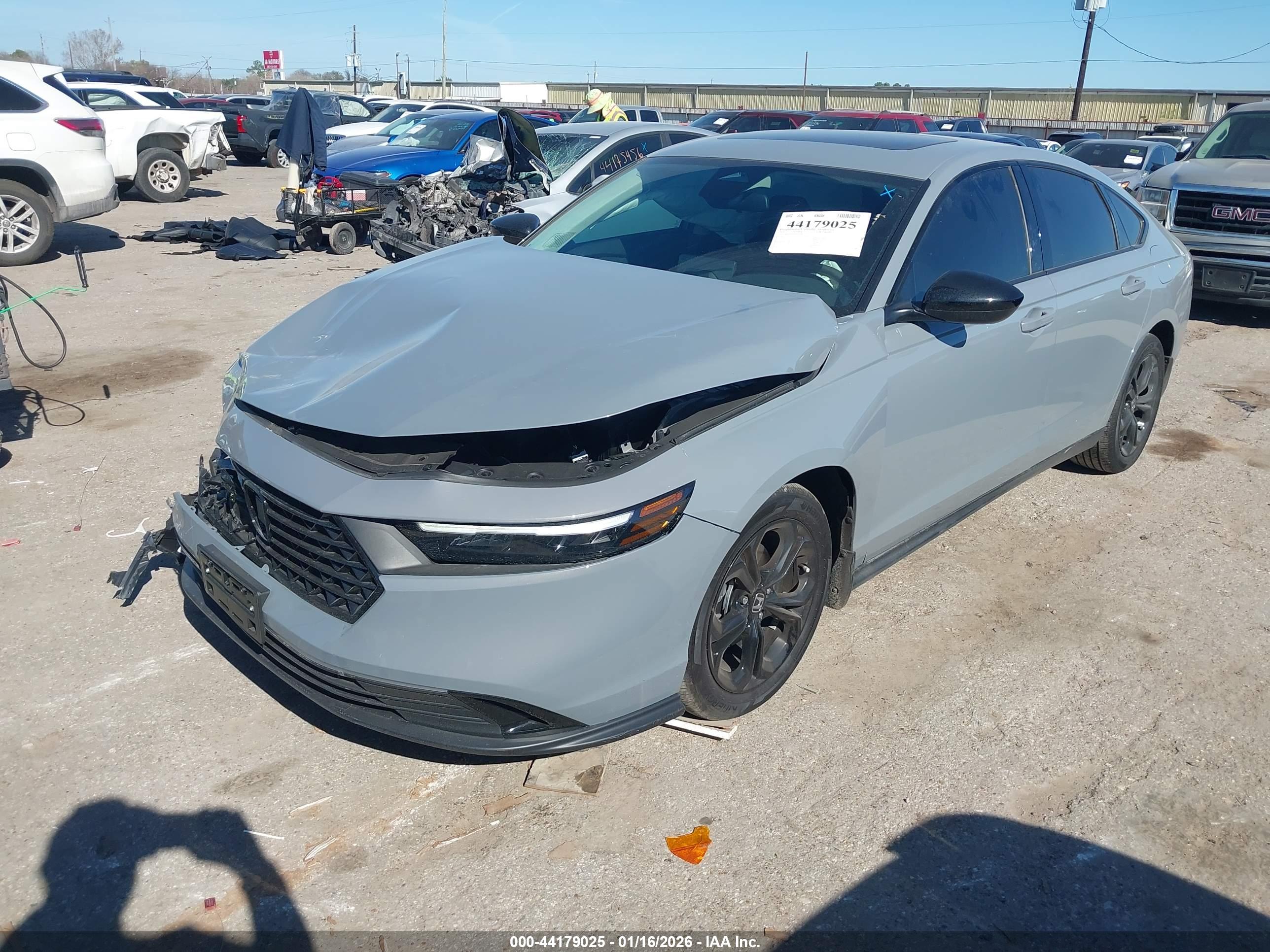 HONDA ACCORD image 2