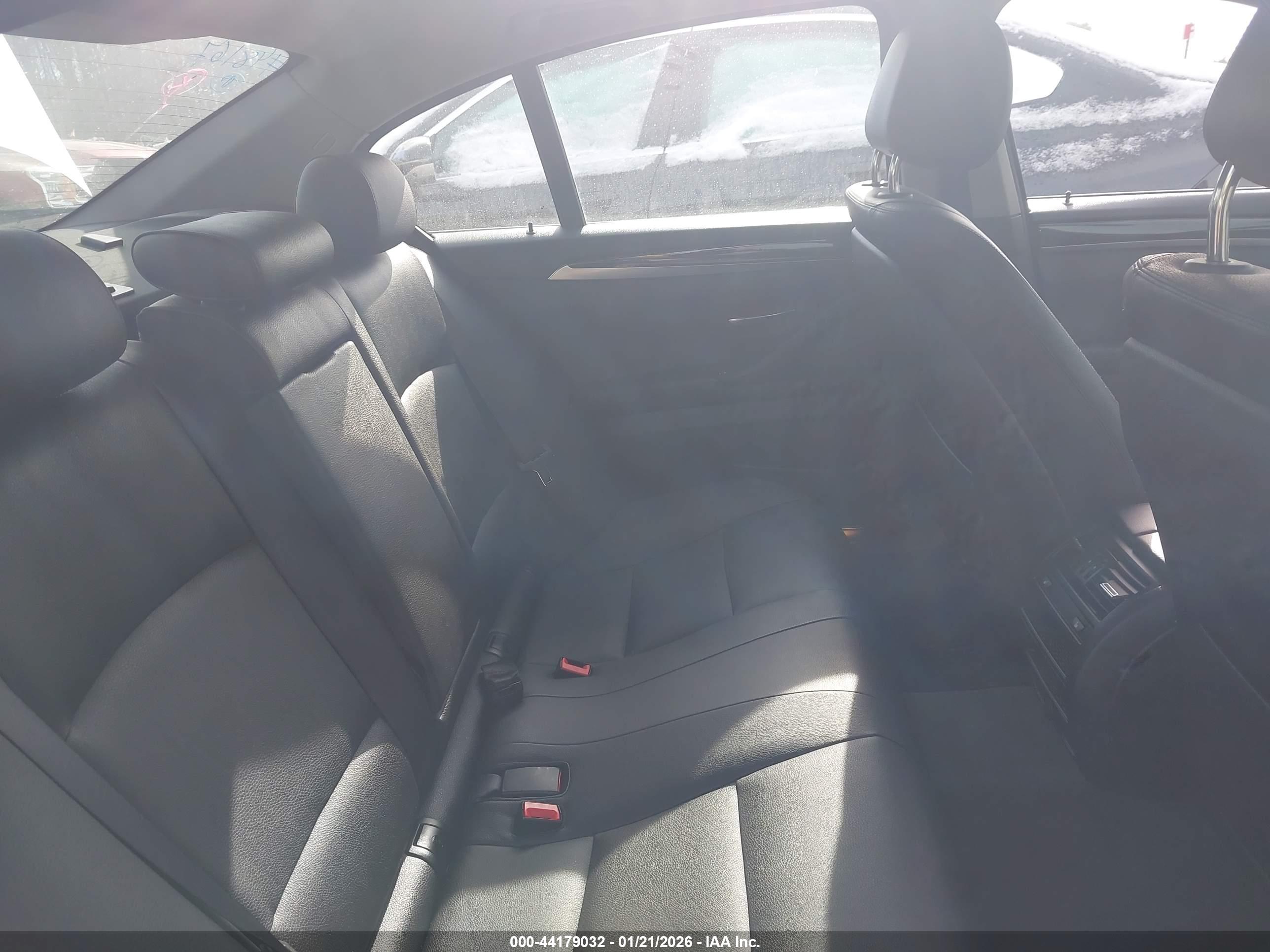 BMW 535I image 8