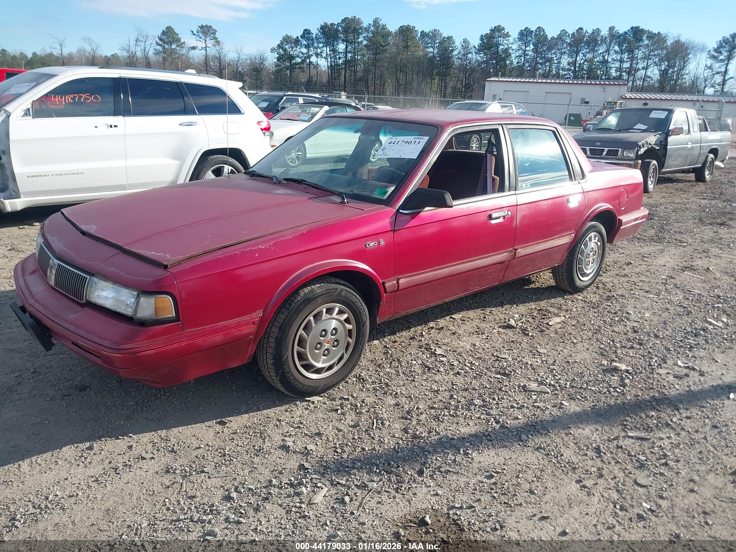 OLDSMOBILE CIERA image 2