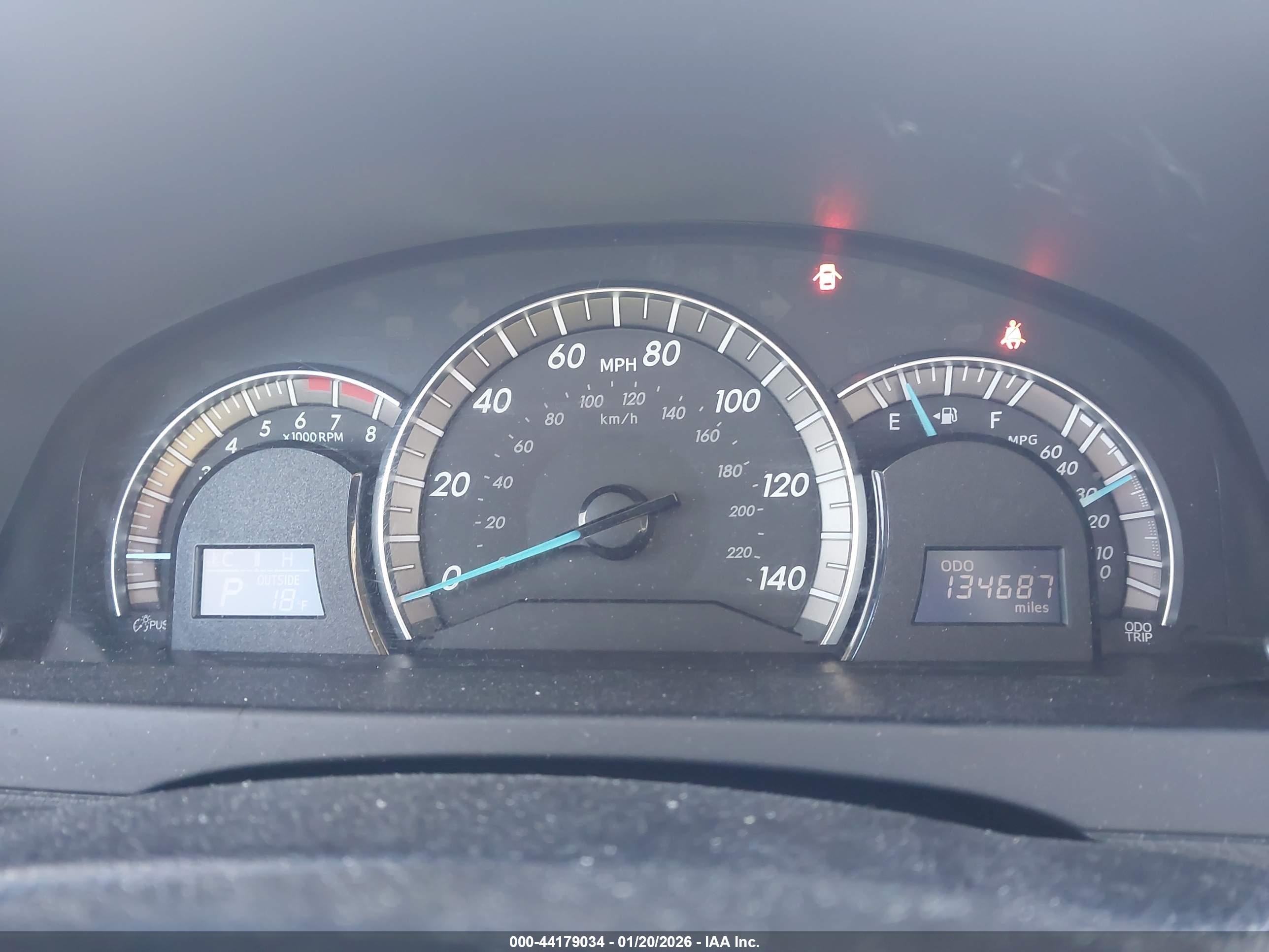 TOYOTA CAMRY image 7