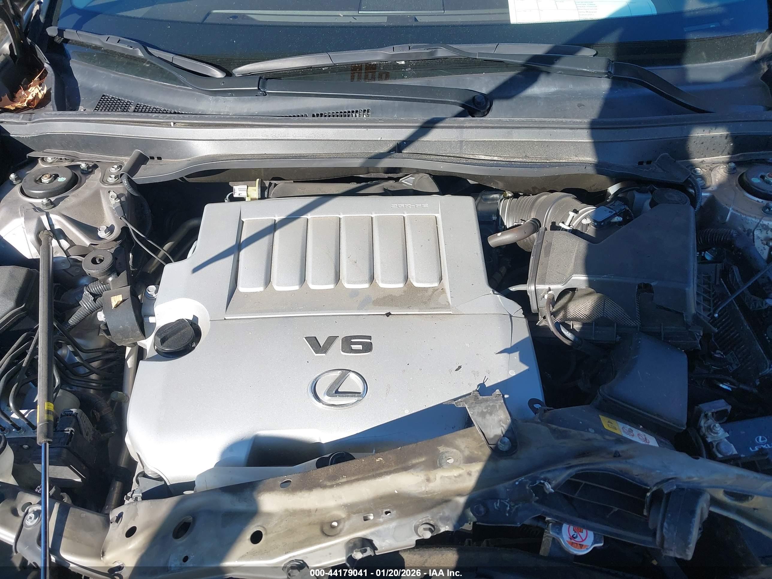 LEXUS ES image 10