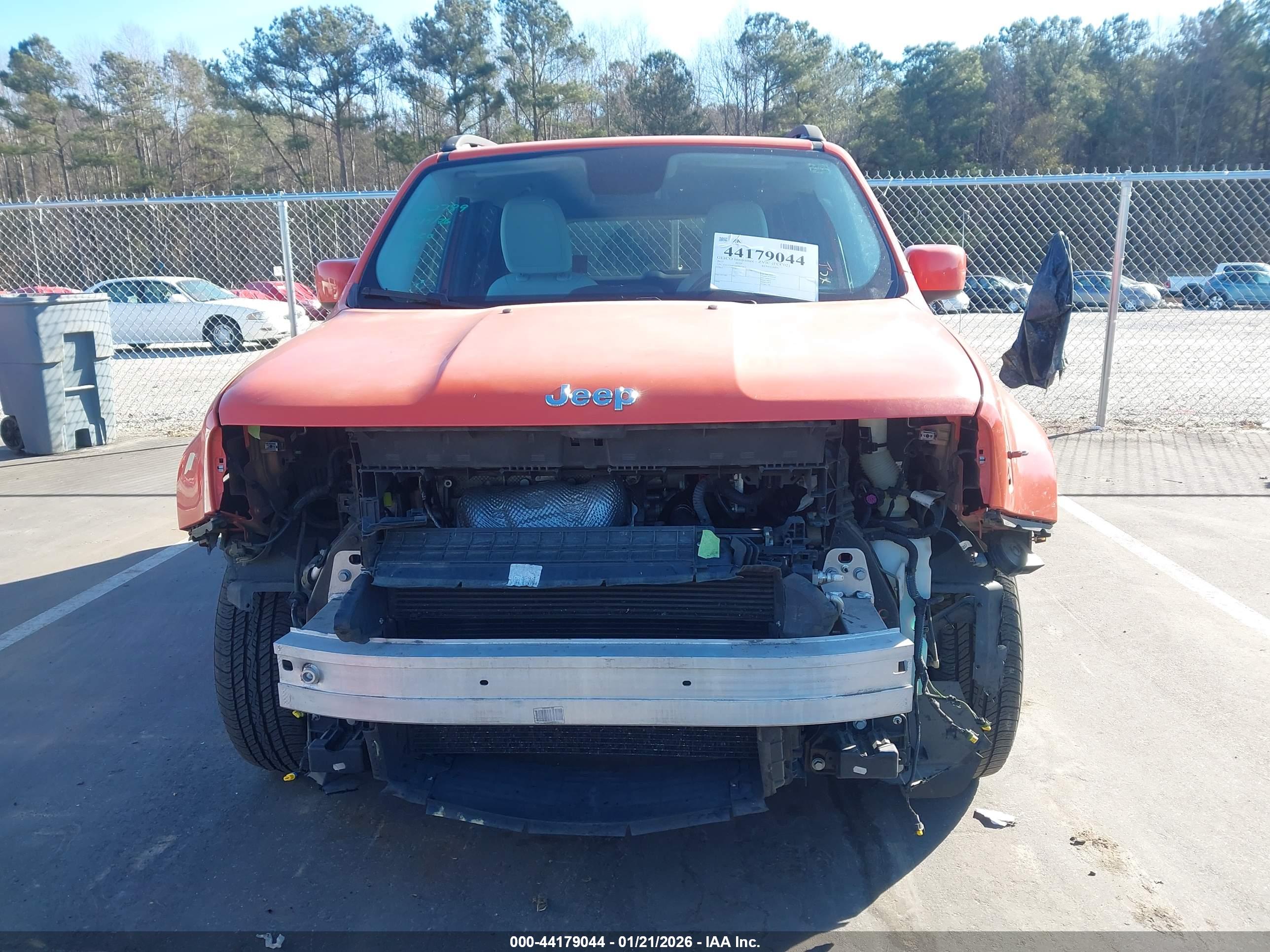 JEEP RENEGADE image 6