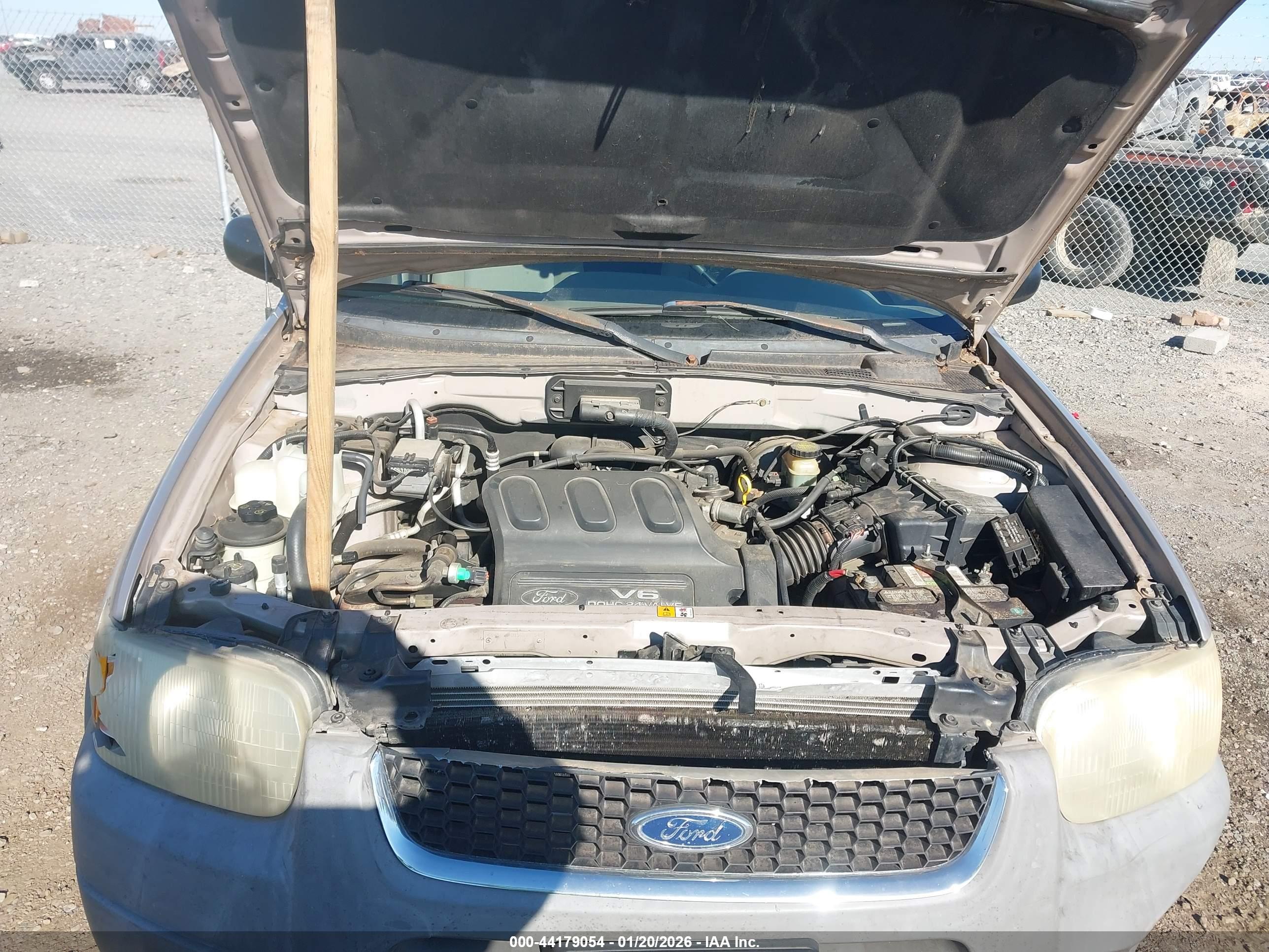 FORD ESCAPE image 10