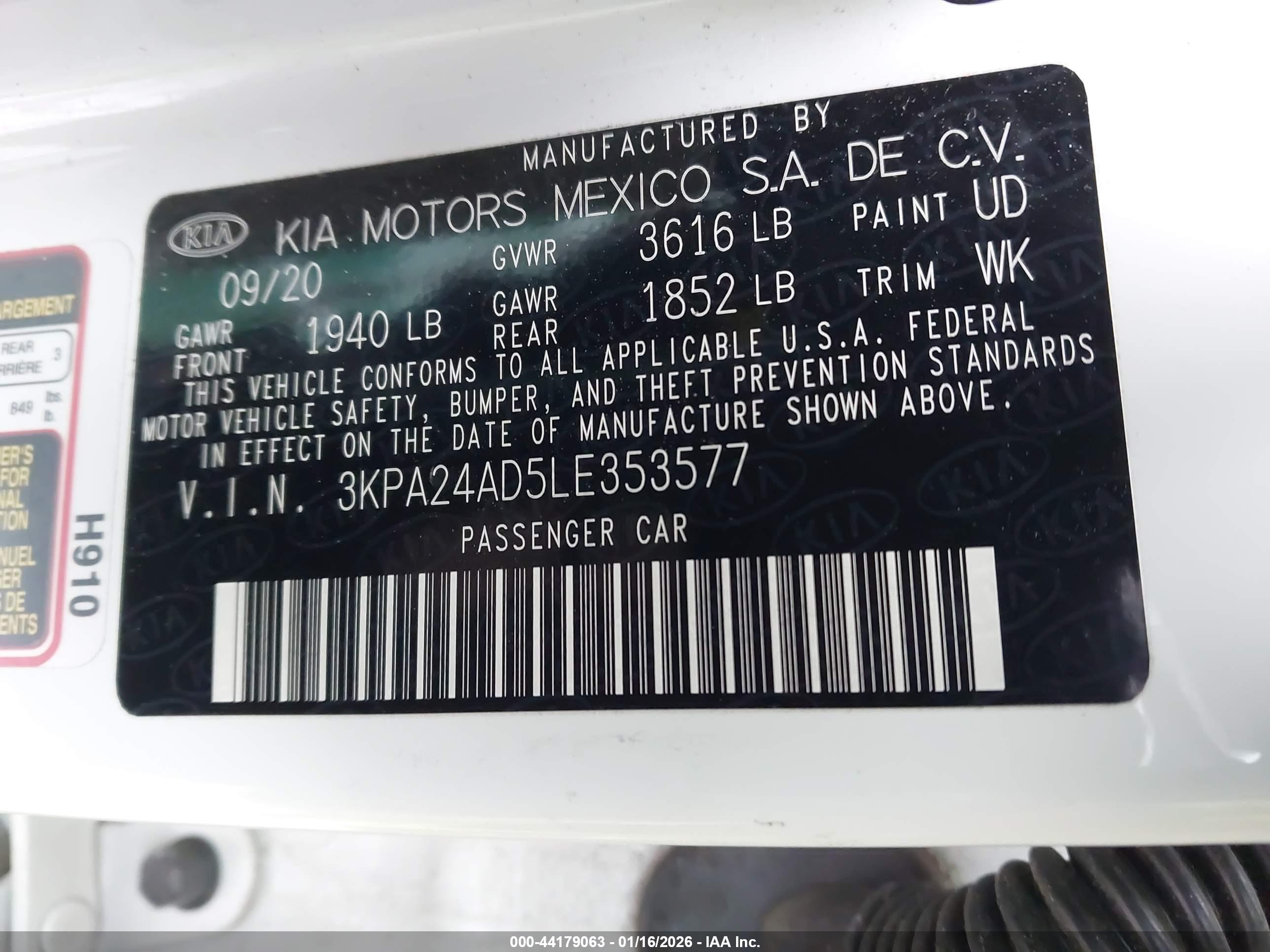 KIA RIO image 9