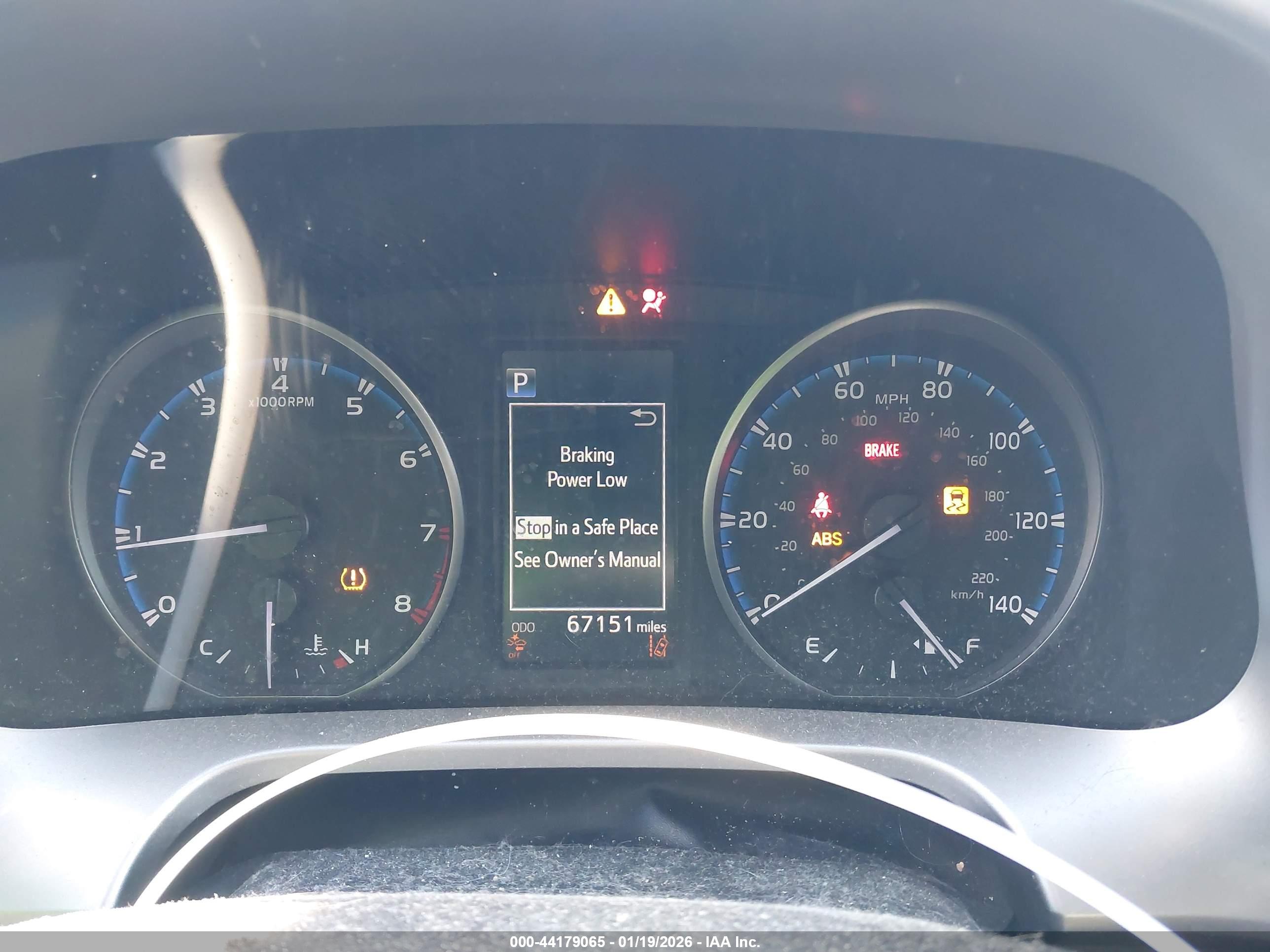 TOYOTA RAV4 image 7