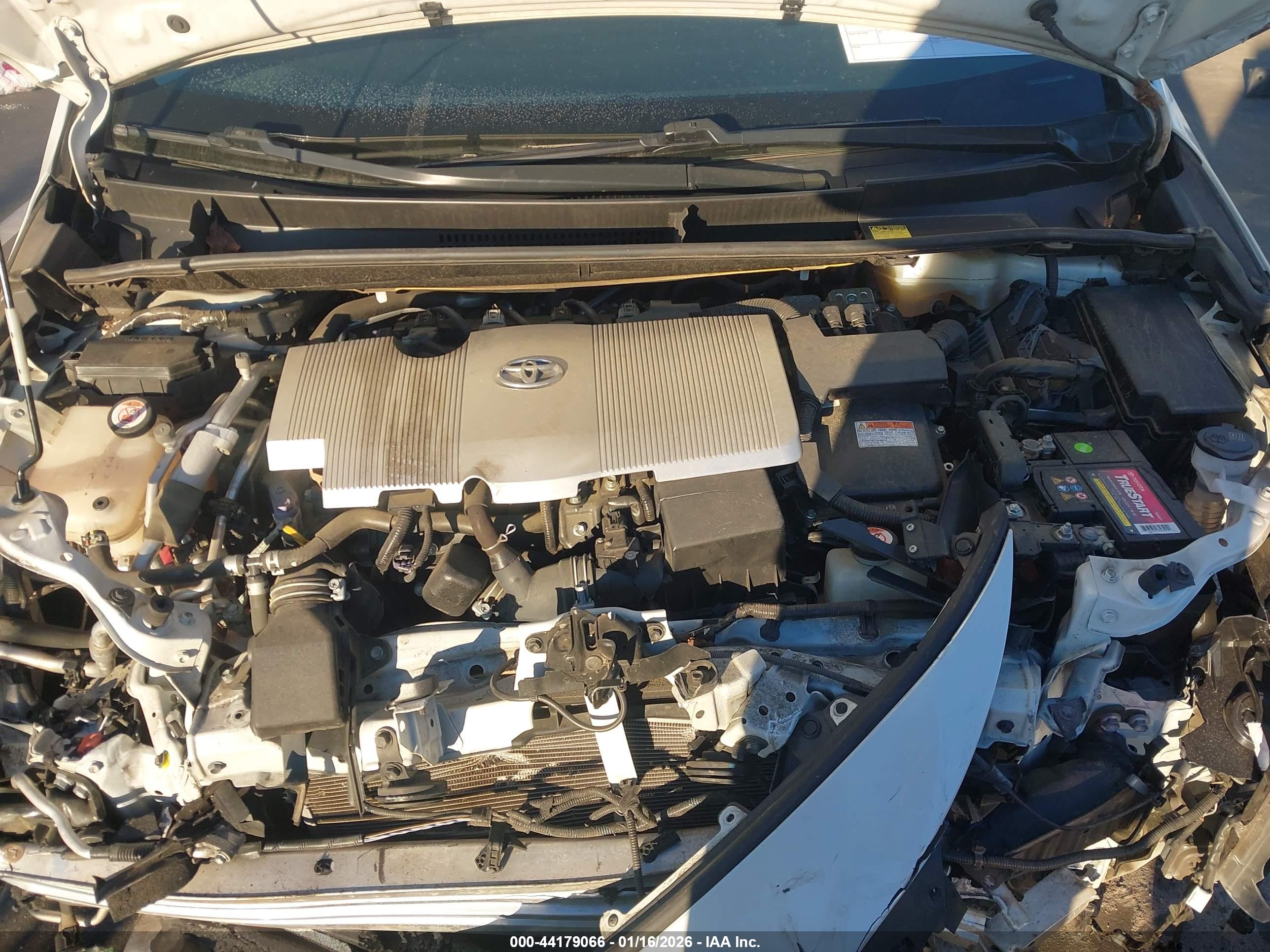 TOYOTA PRIUS image 10