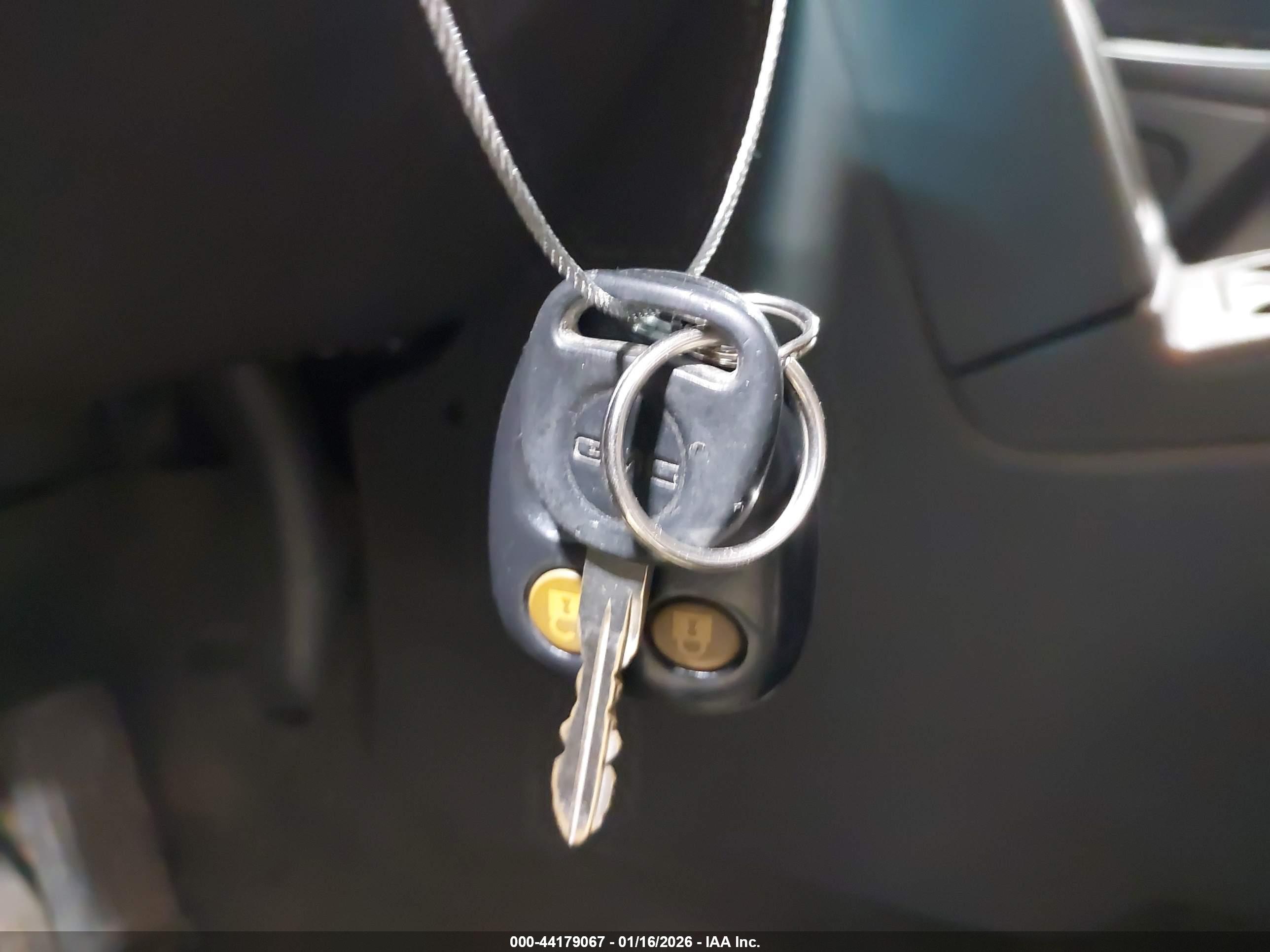GMC SIERRA image 11