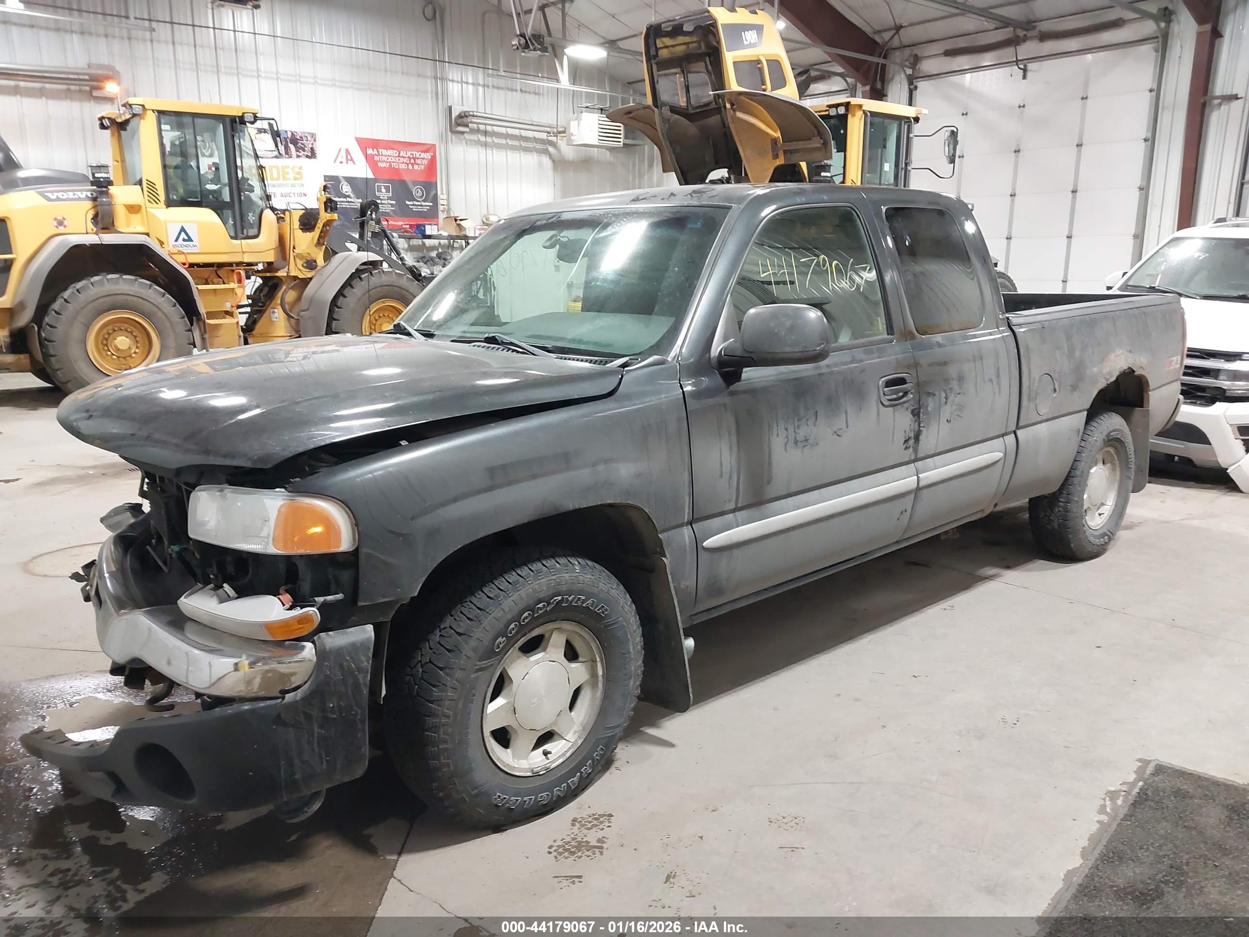 GMC SIERRA image 2