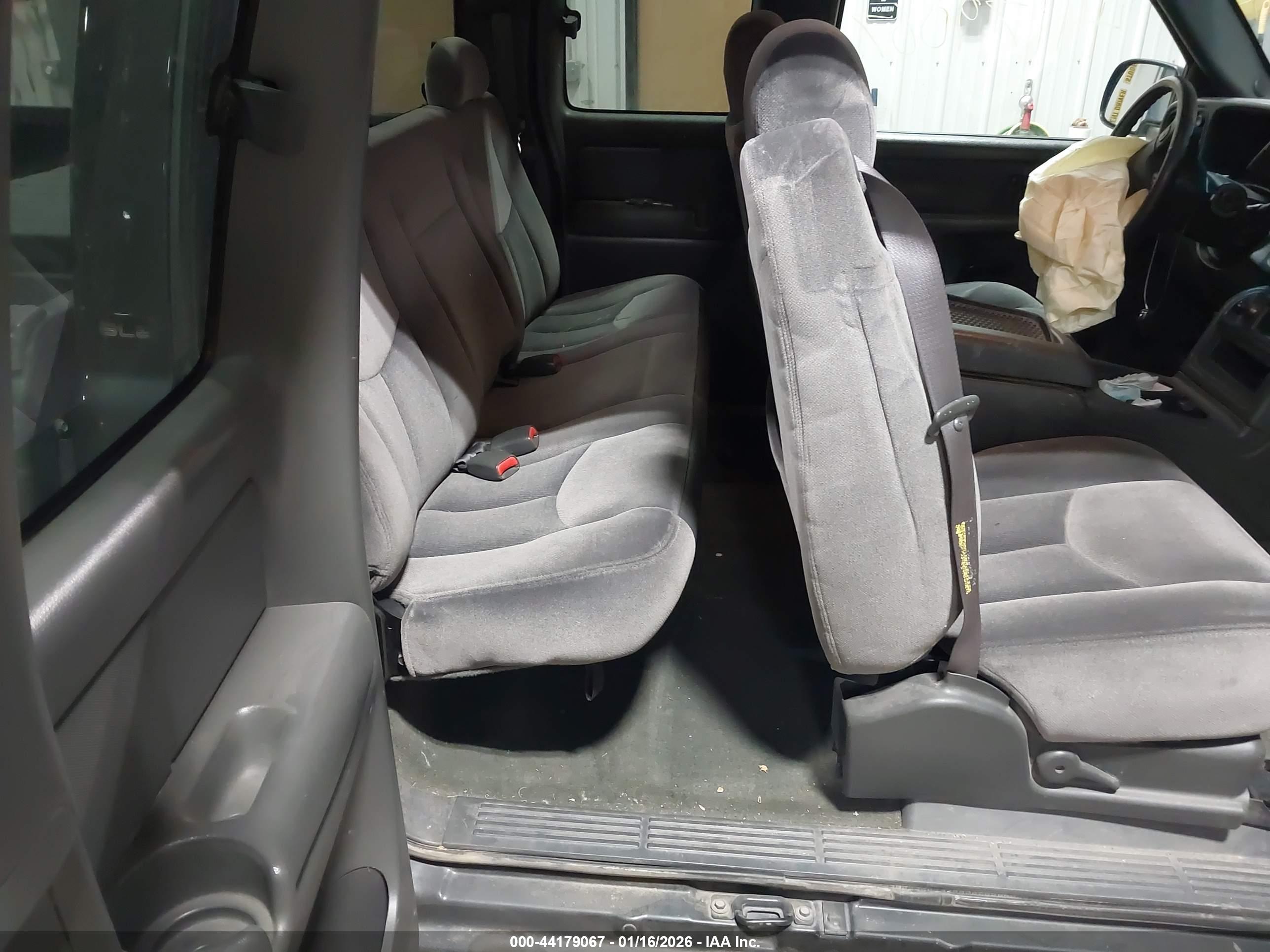 GMC SIERRA image 8