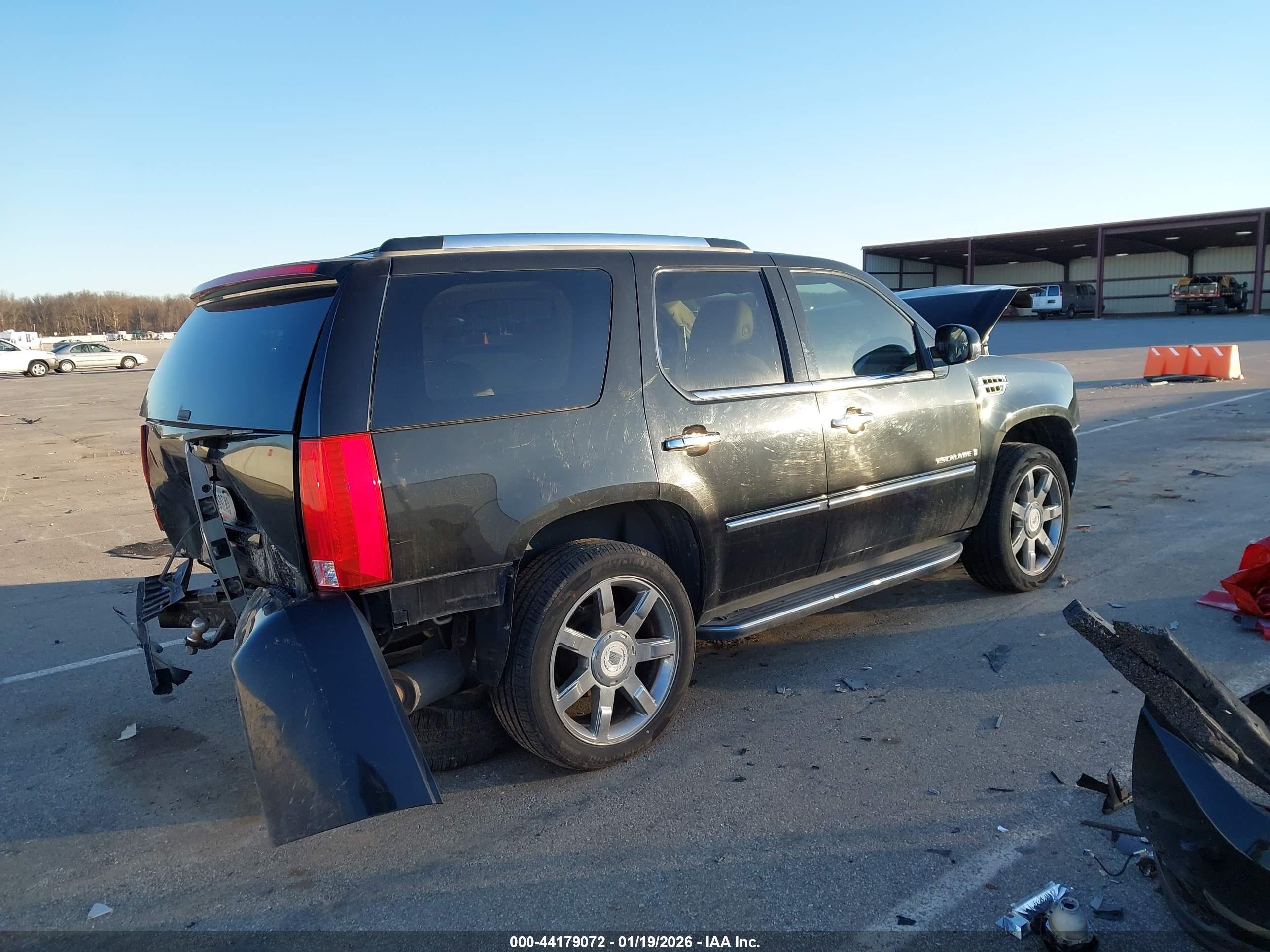 CADILLAC ESCALADE image 4
