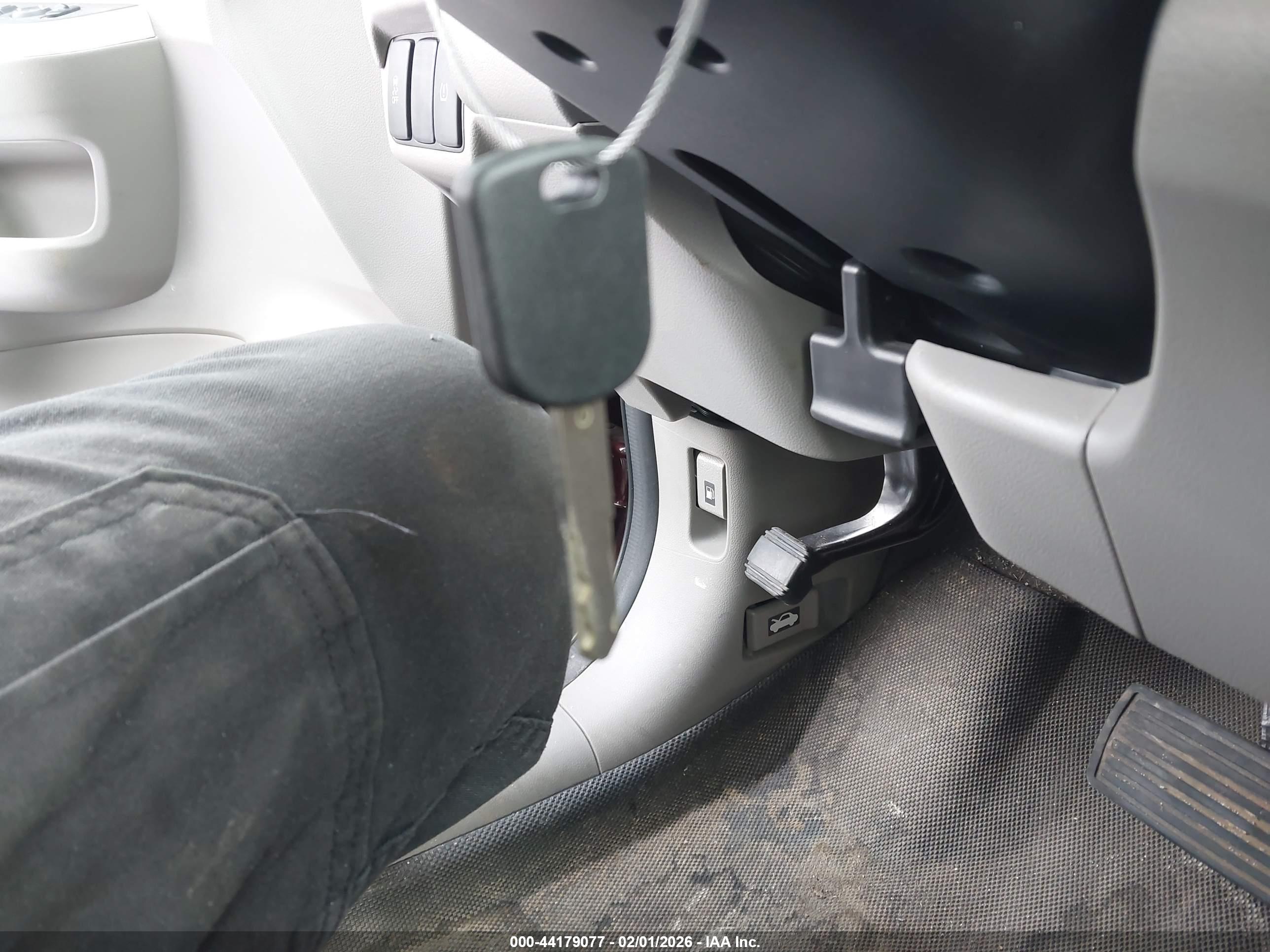 HONDA CR-V image 11