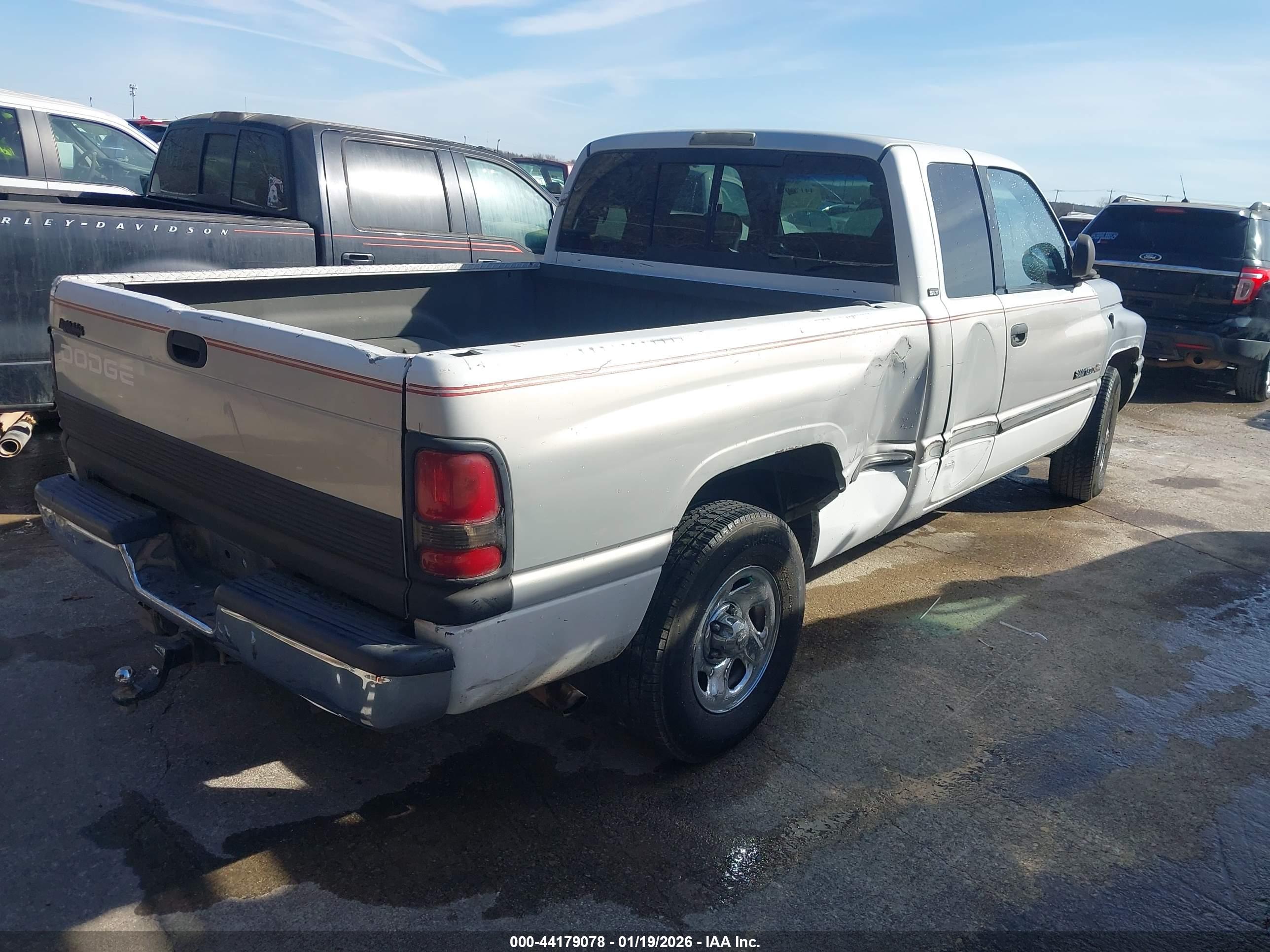 DODGE RAM image 4