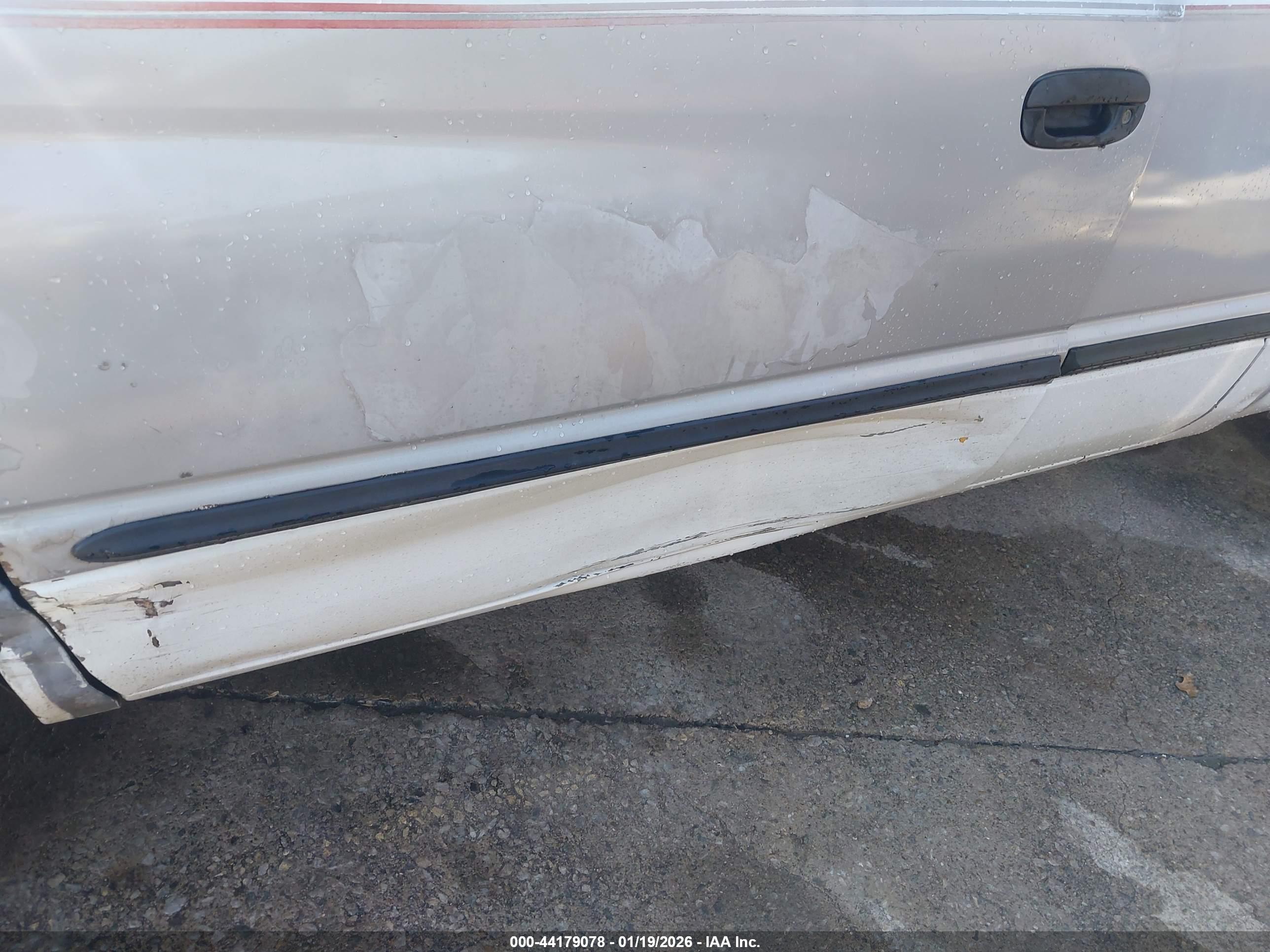 DODGE RAM image 6