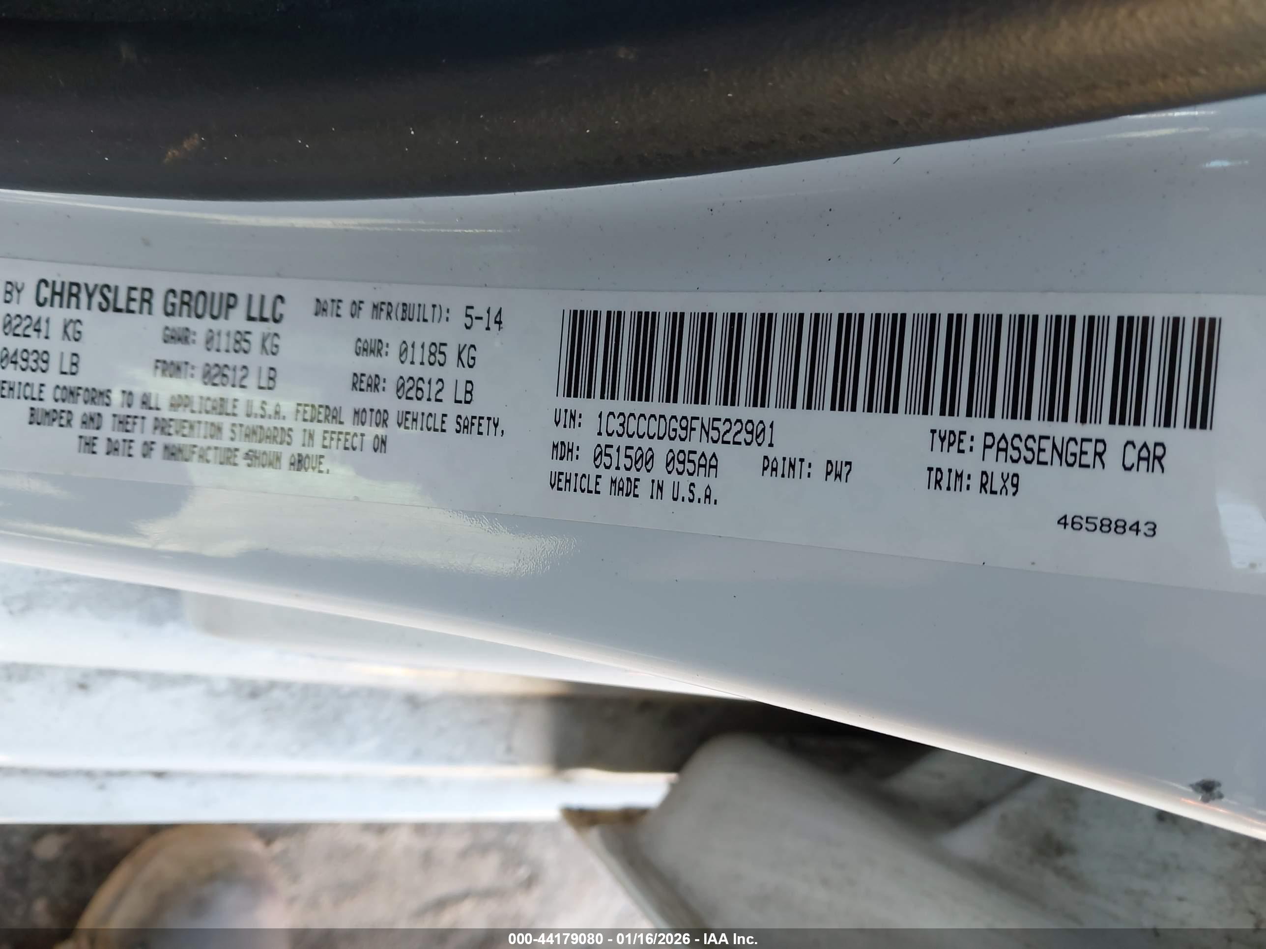 CHRYSLER 200 image 9