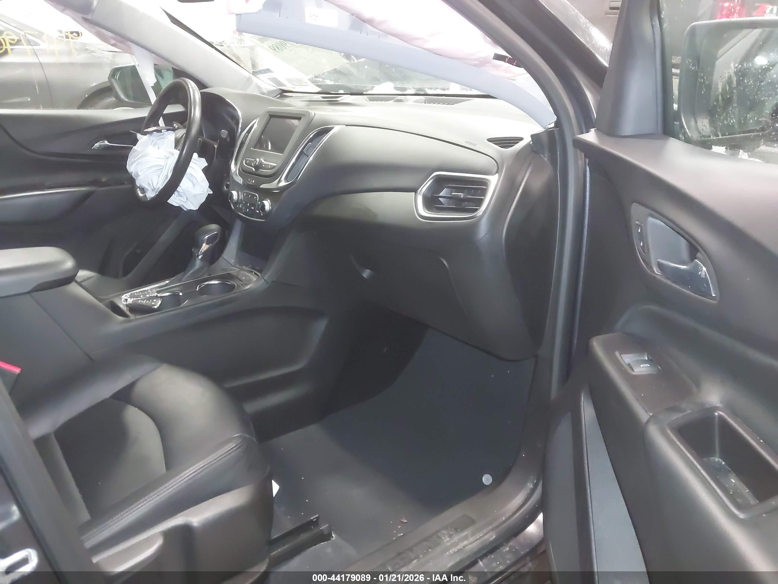 CHEVROLET EQUINOX image 5