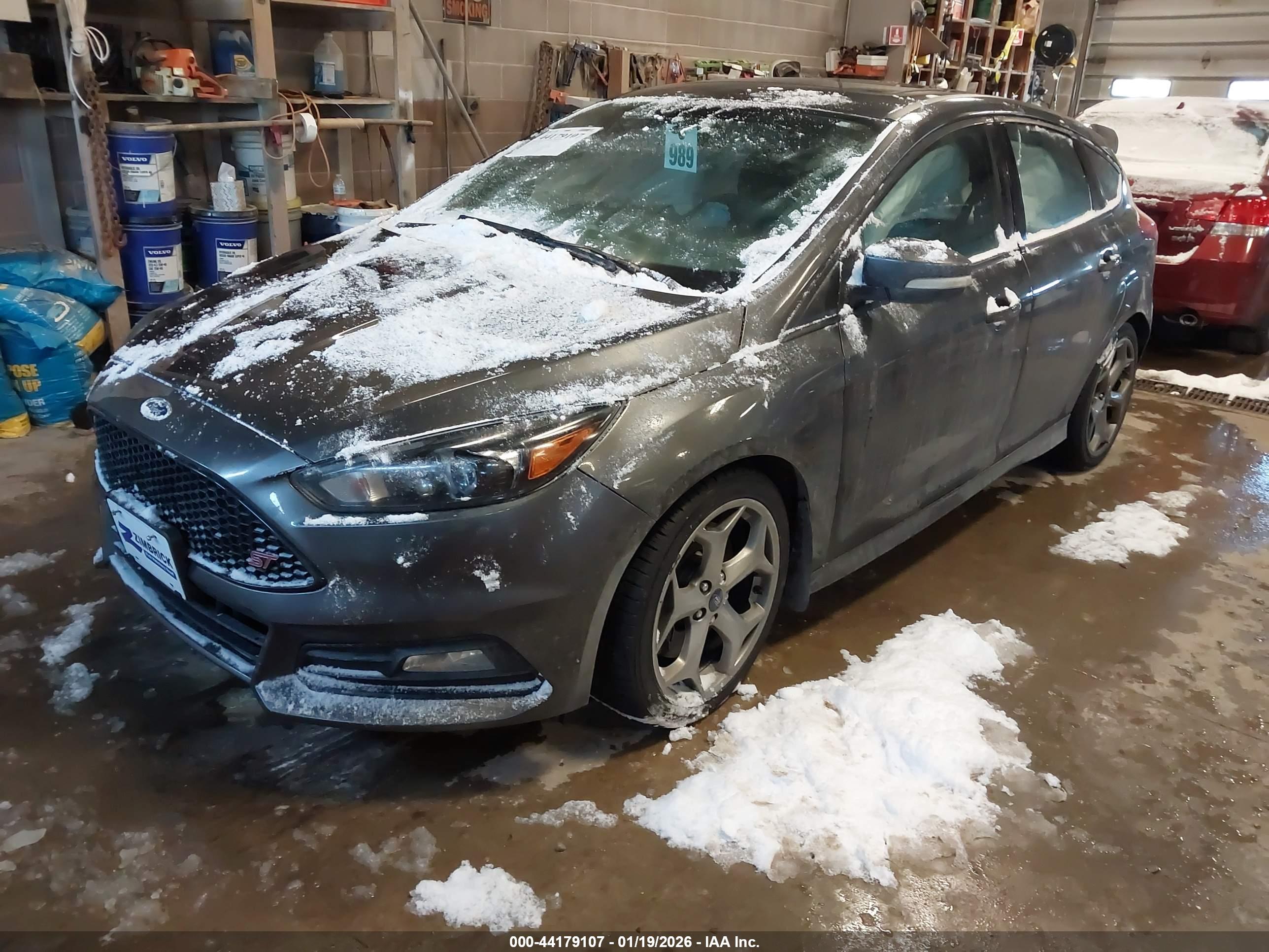 FORD FOCUS image 2