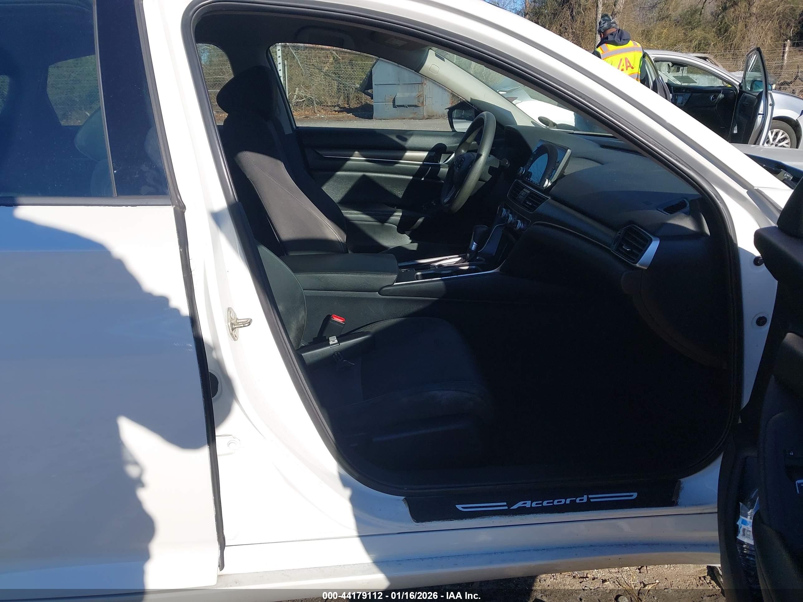 HONDA ACCORD image 5