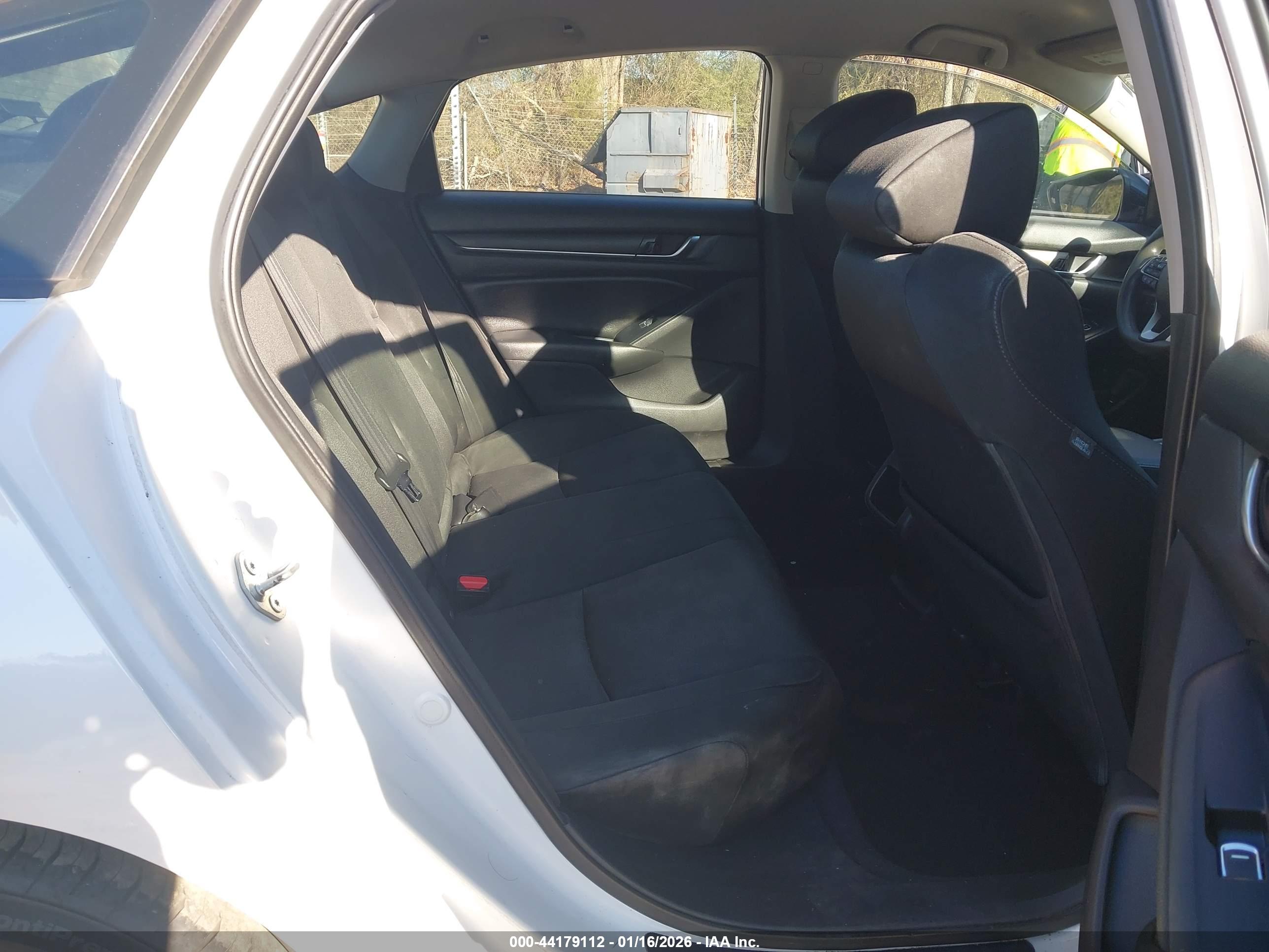HONDA ACCORD image 8