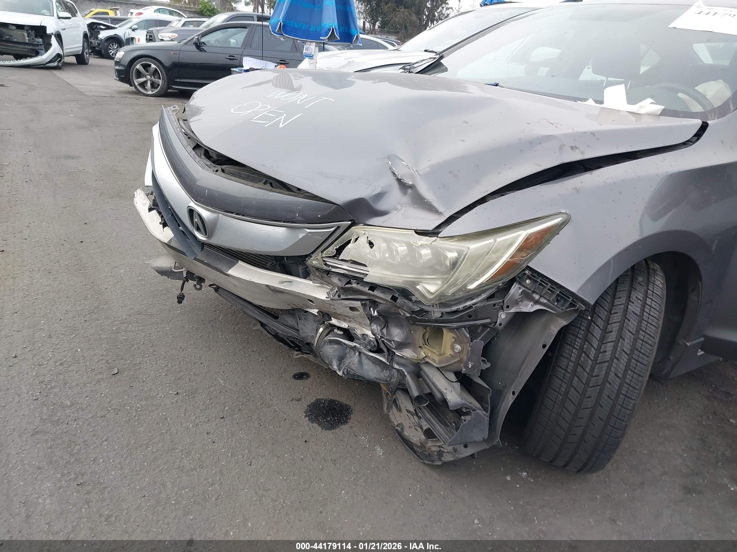 ACURA ILX image 6