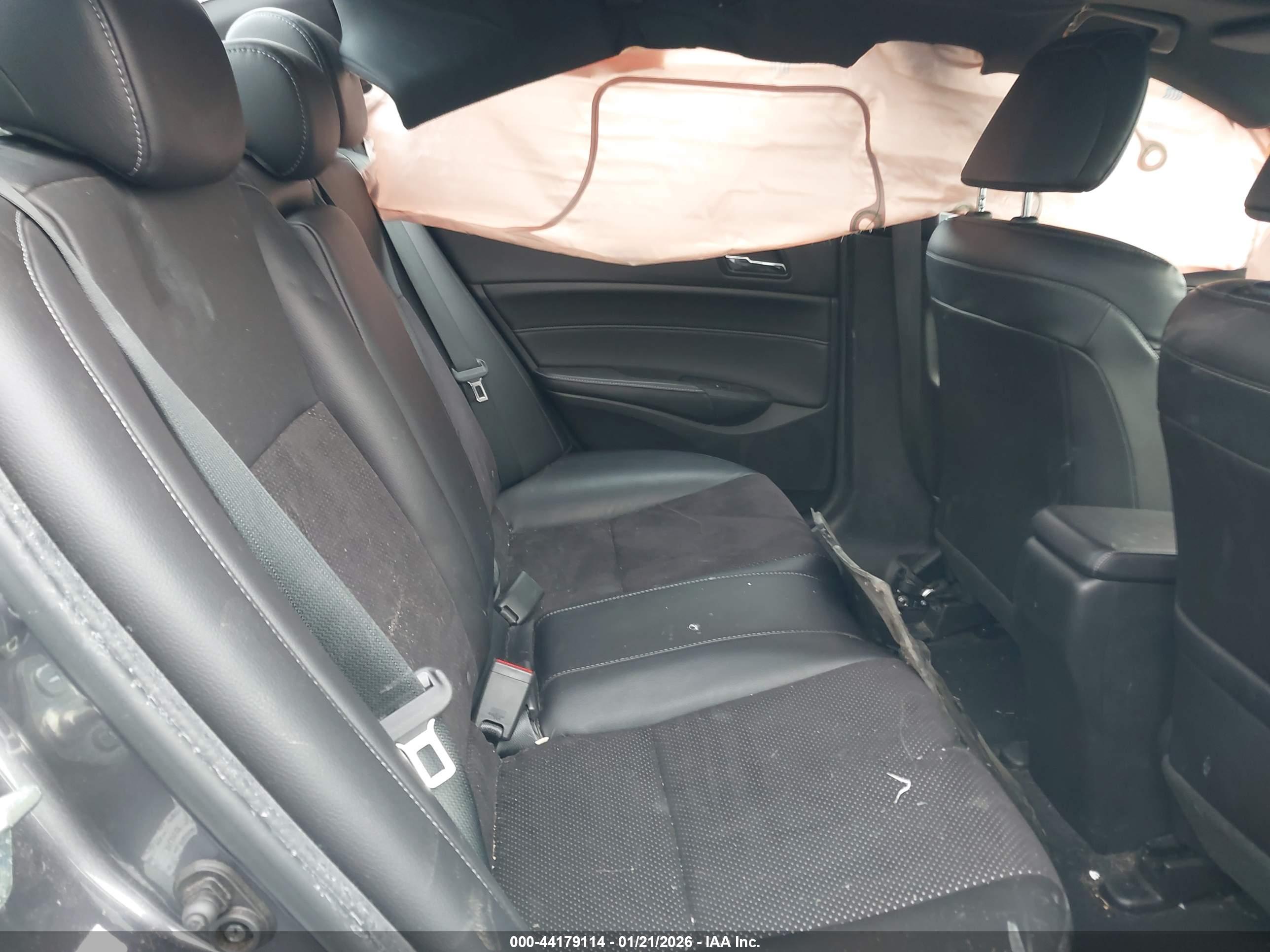 ACURA ILX image 8